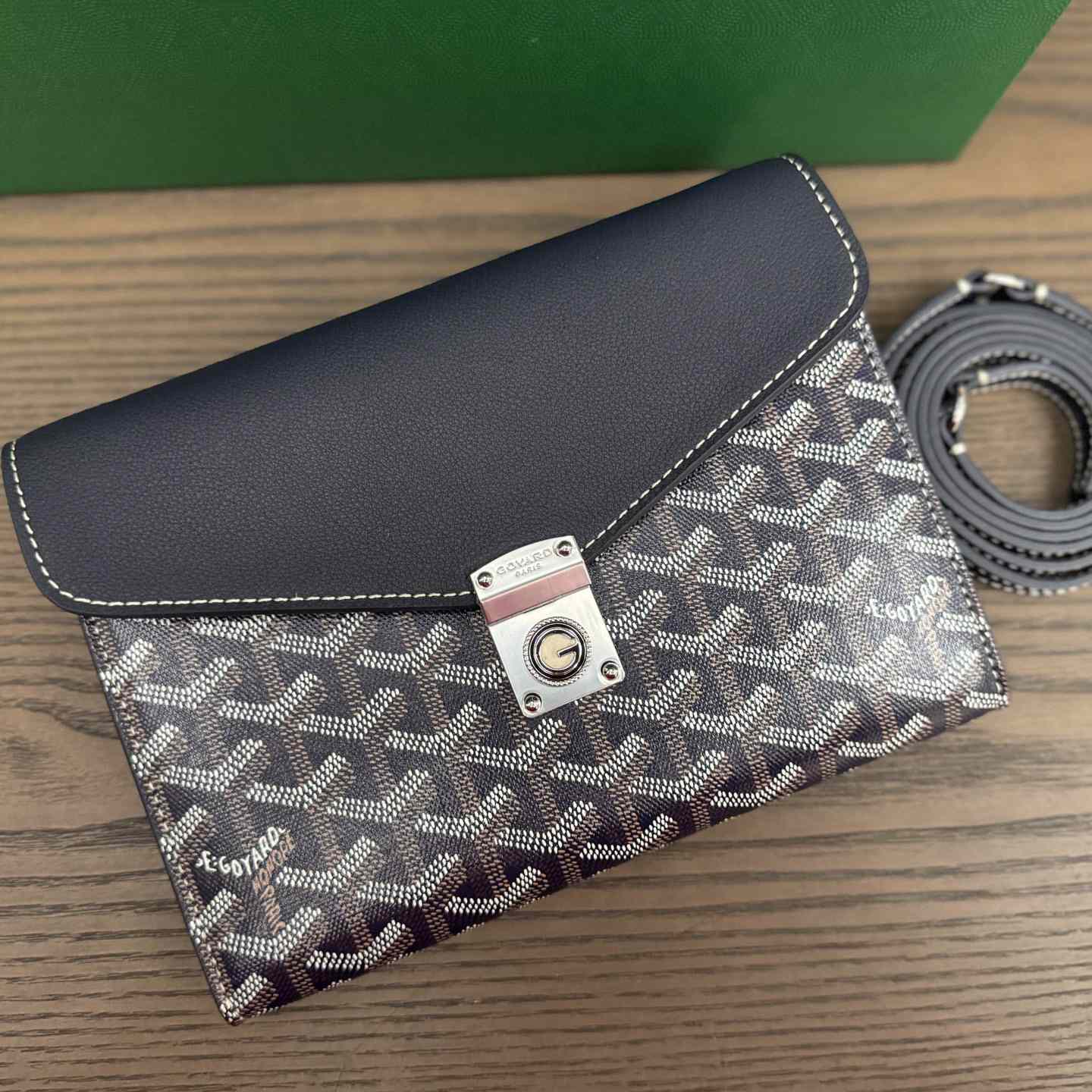 Goyard Chypre Wallet-Pouch - FashionPlug