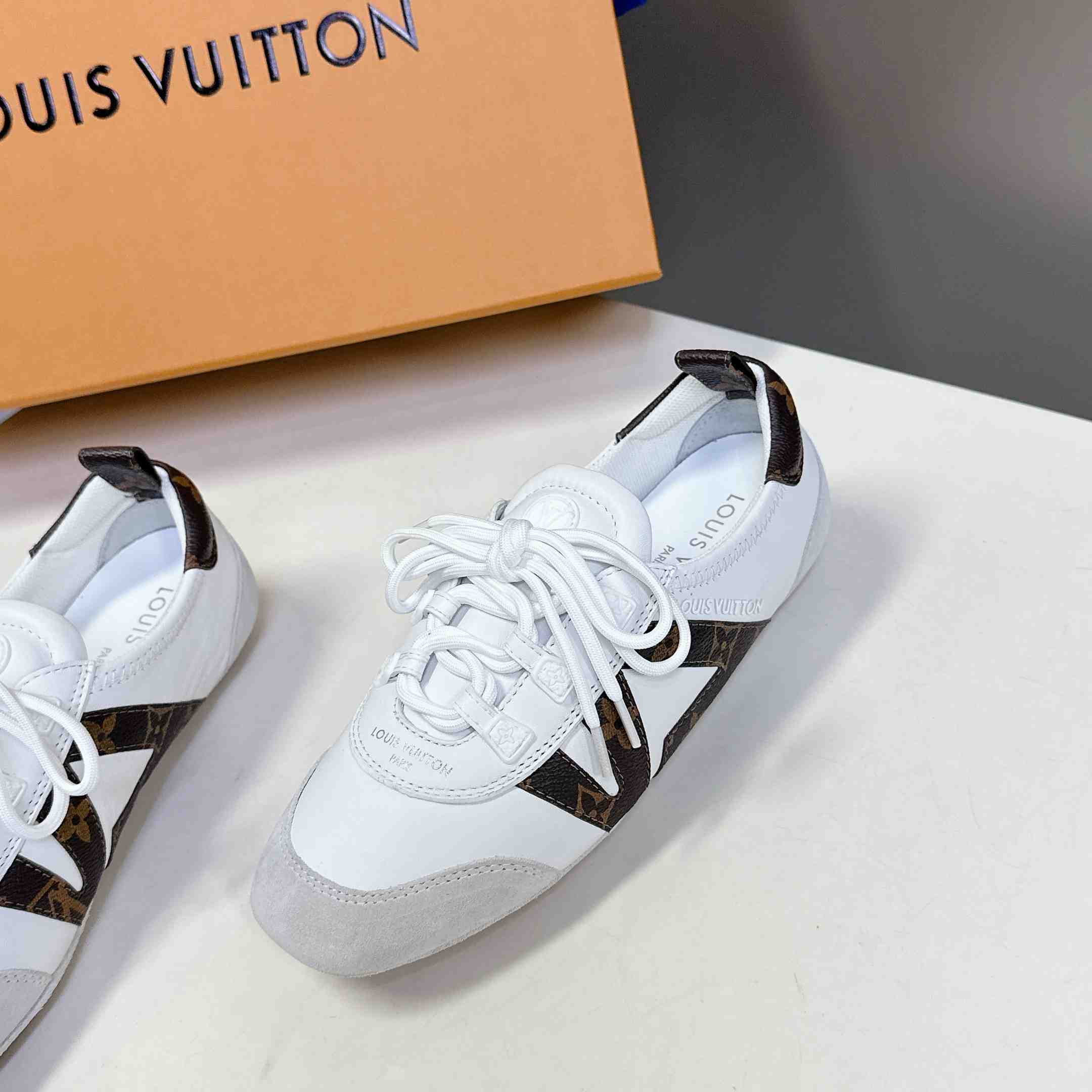 Louis Vuitton LV Sneakerina   1AHNC6 - FashionPlug