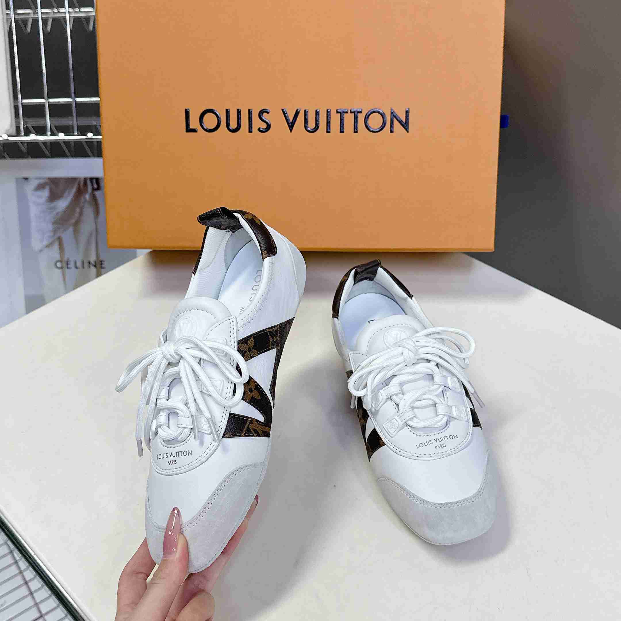 Louis Vuitton LV Sneakerina   1AHNC6 - FashionPlug