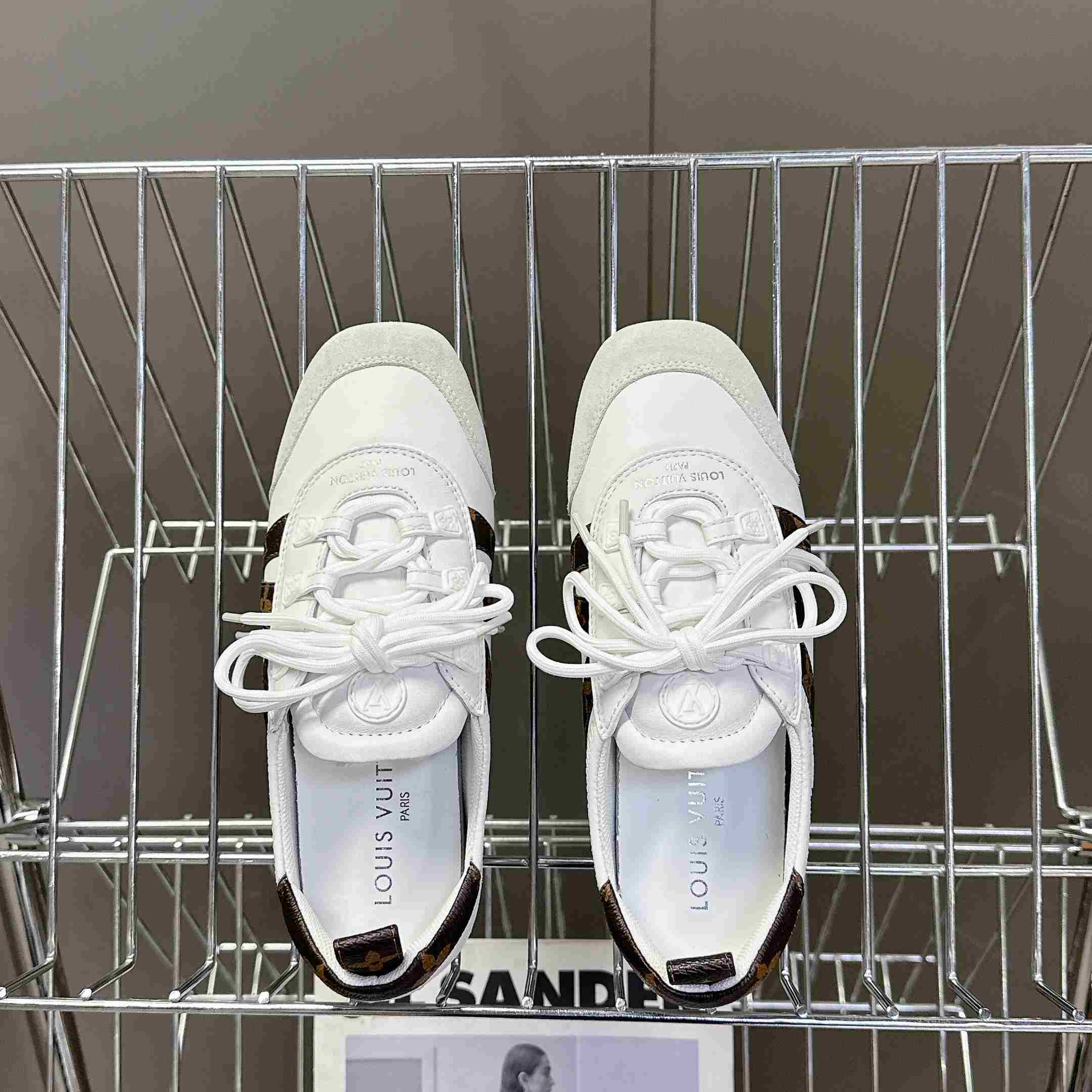 Louis Vuitton LV Sneakerina   1AHNC6 - FashionPlug