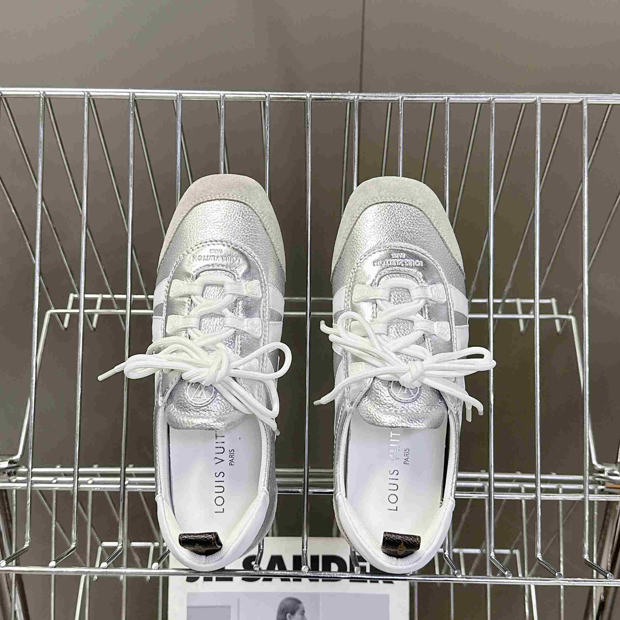 Louis Vuitton LV Sneakerina   1AHOJD - FashionPlug