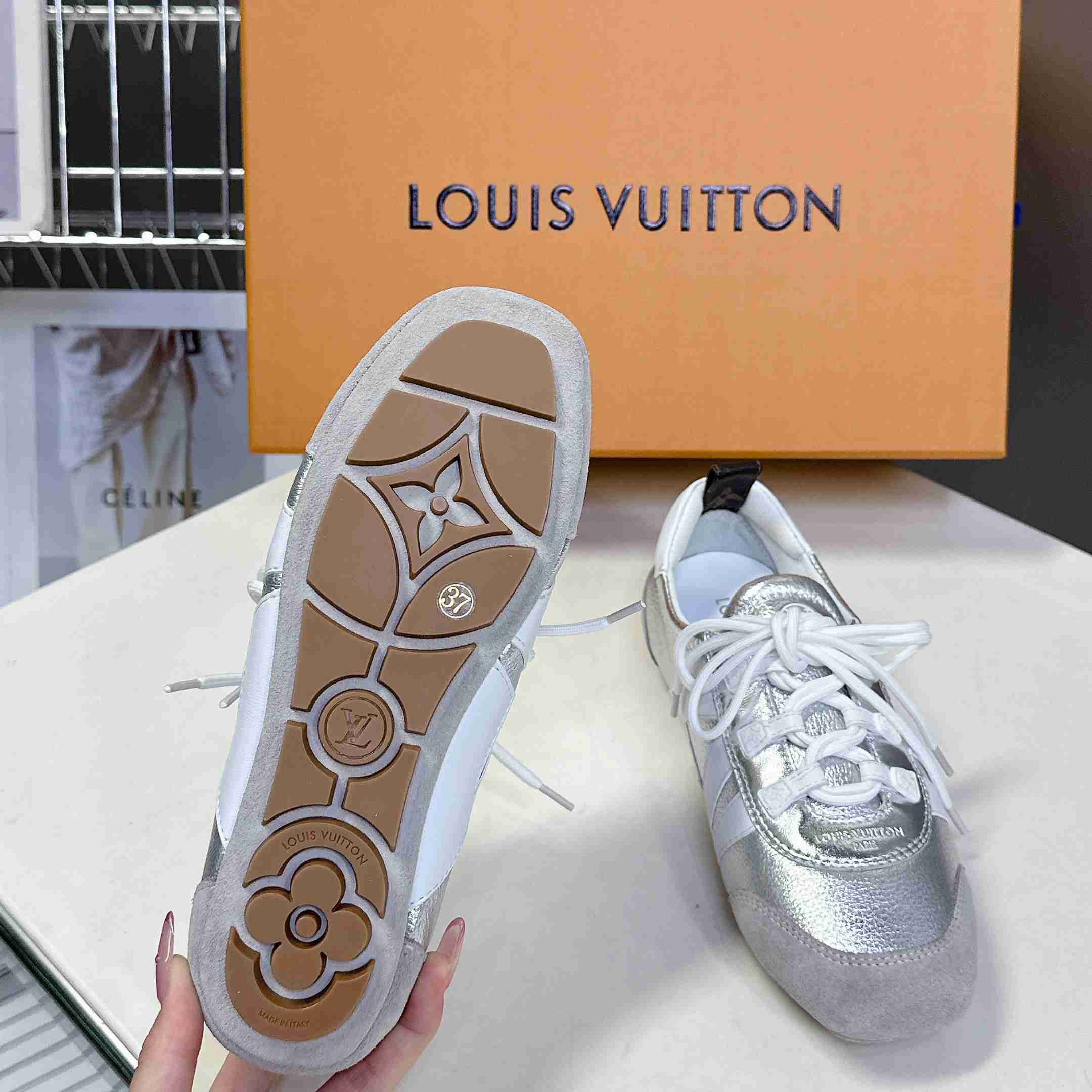 Louis Vuitton LV Sneakerina   1AHOJD - FashionPlug
