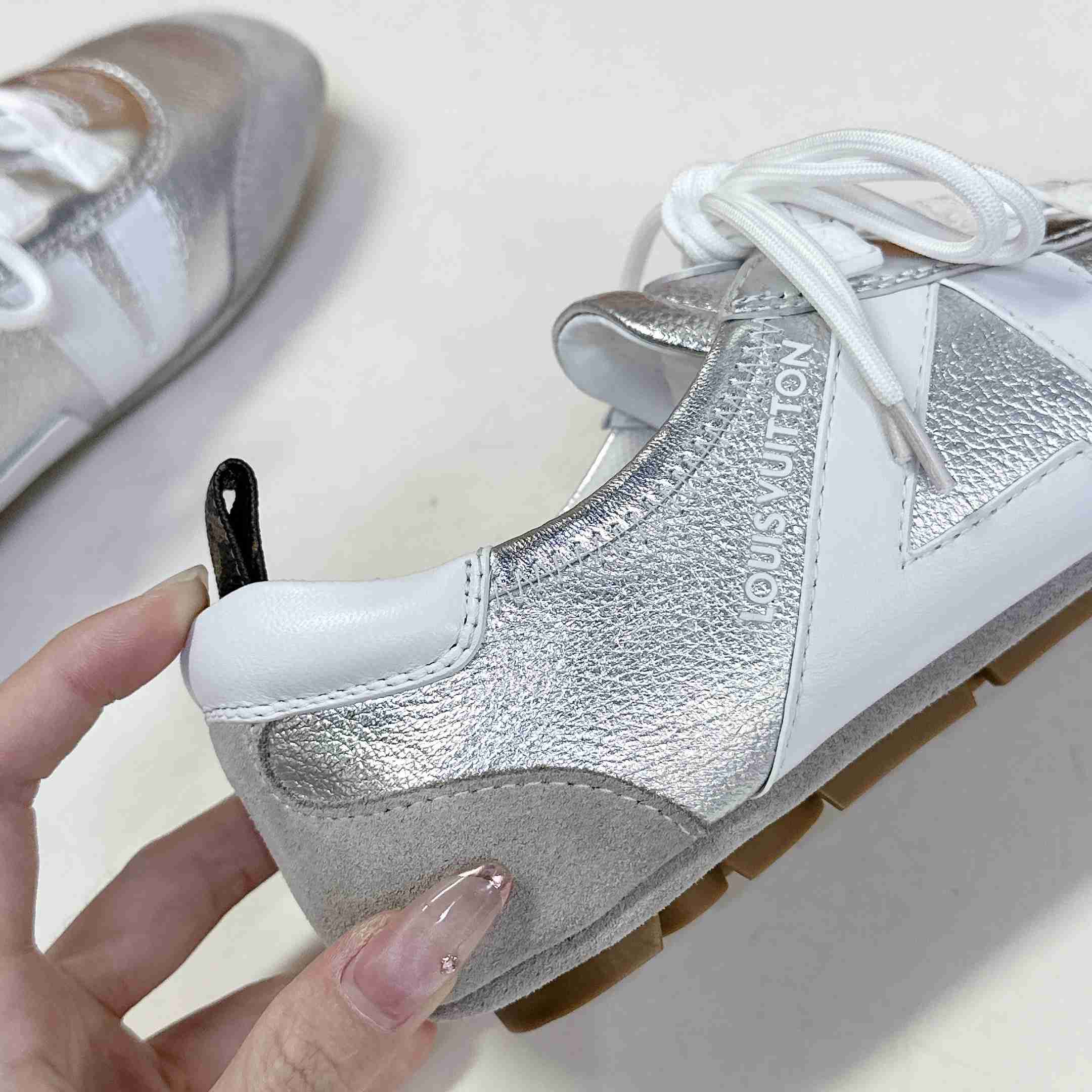 Louis Vuitton LV Sneakerina   1AHOJD - FashionPlug