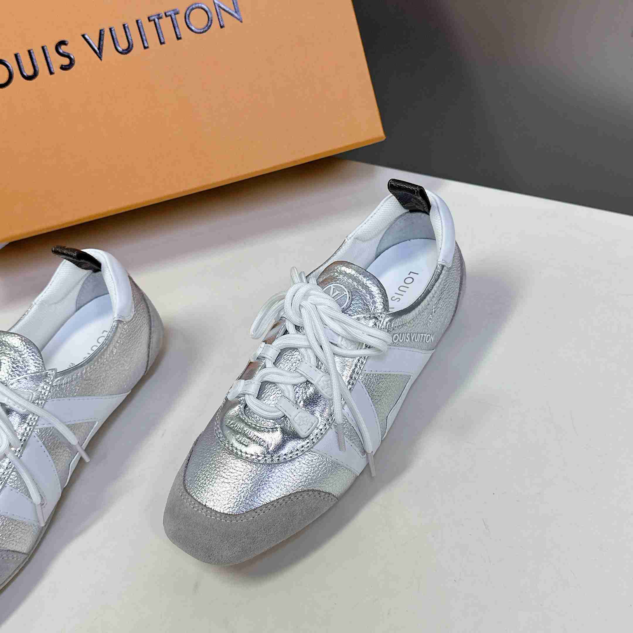 Louis Vuitton LV Sneakerina   1AHOJD - FashionPlug