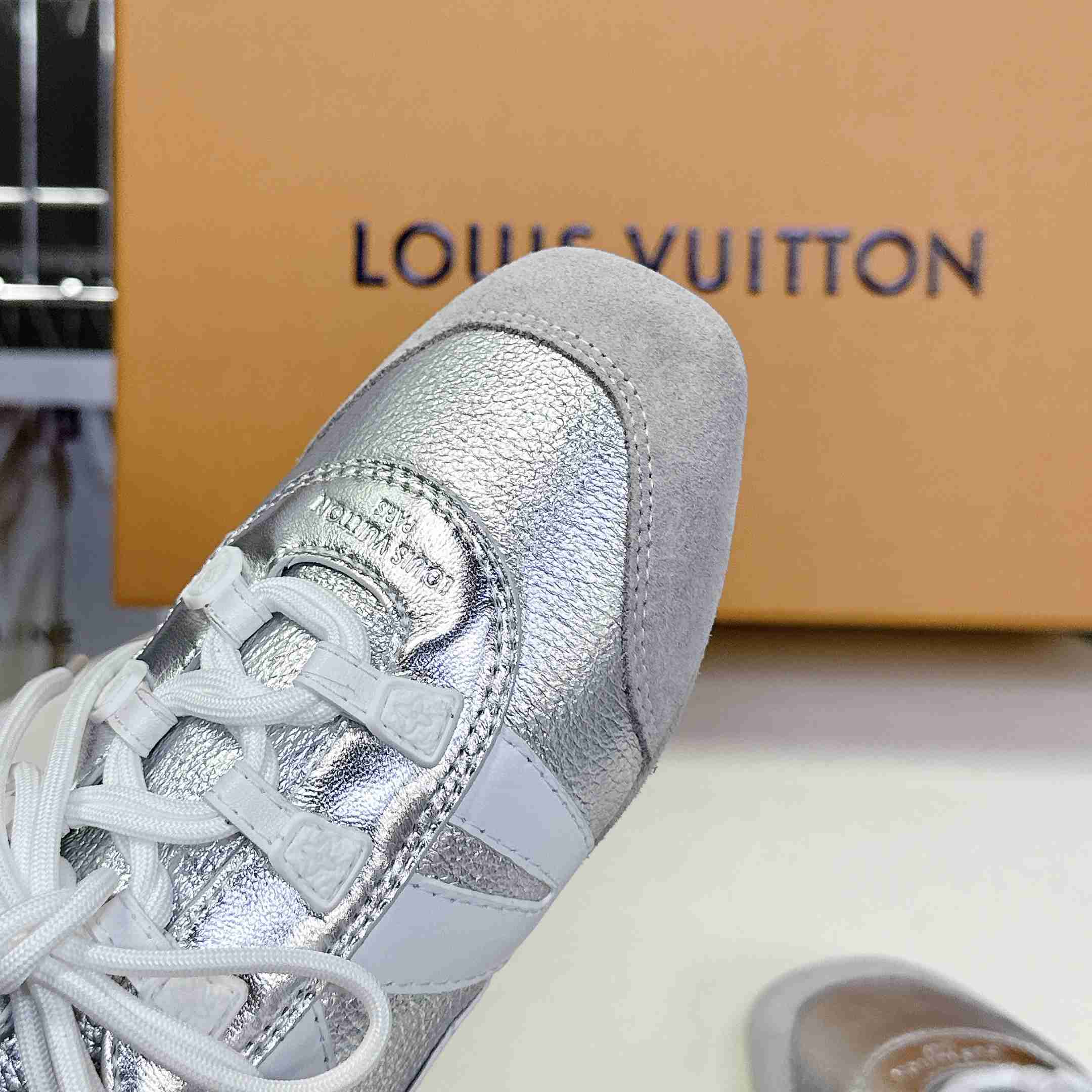 Louis Vuitton LV Sneakerina   1AHOJD - FashionPlug