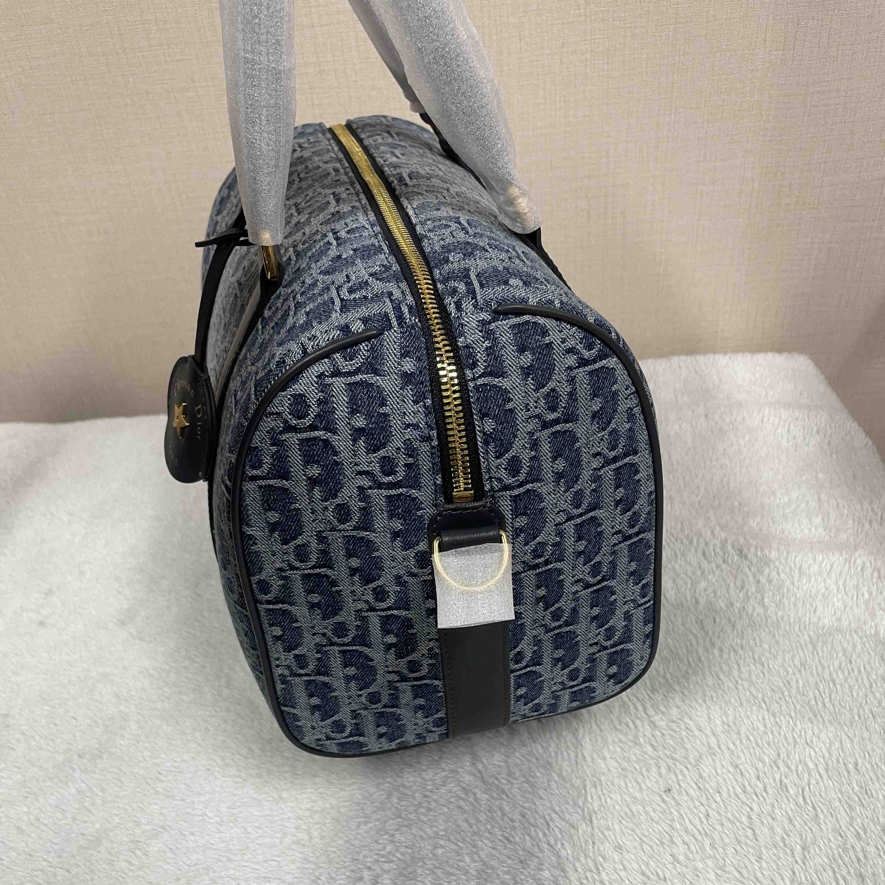Dior Groove 25 Bag   - FashionPlug