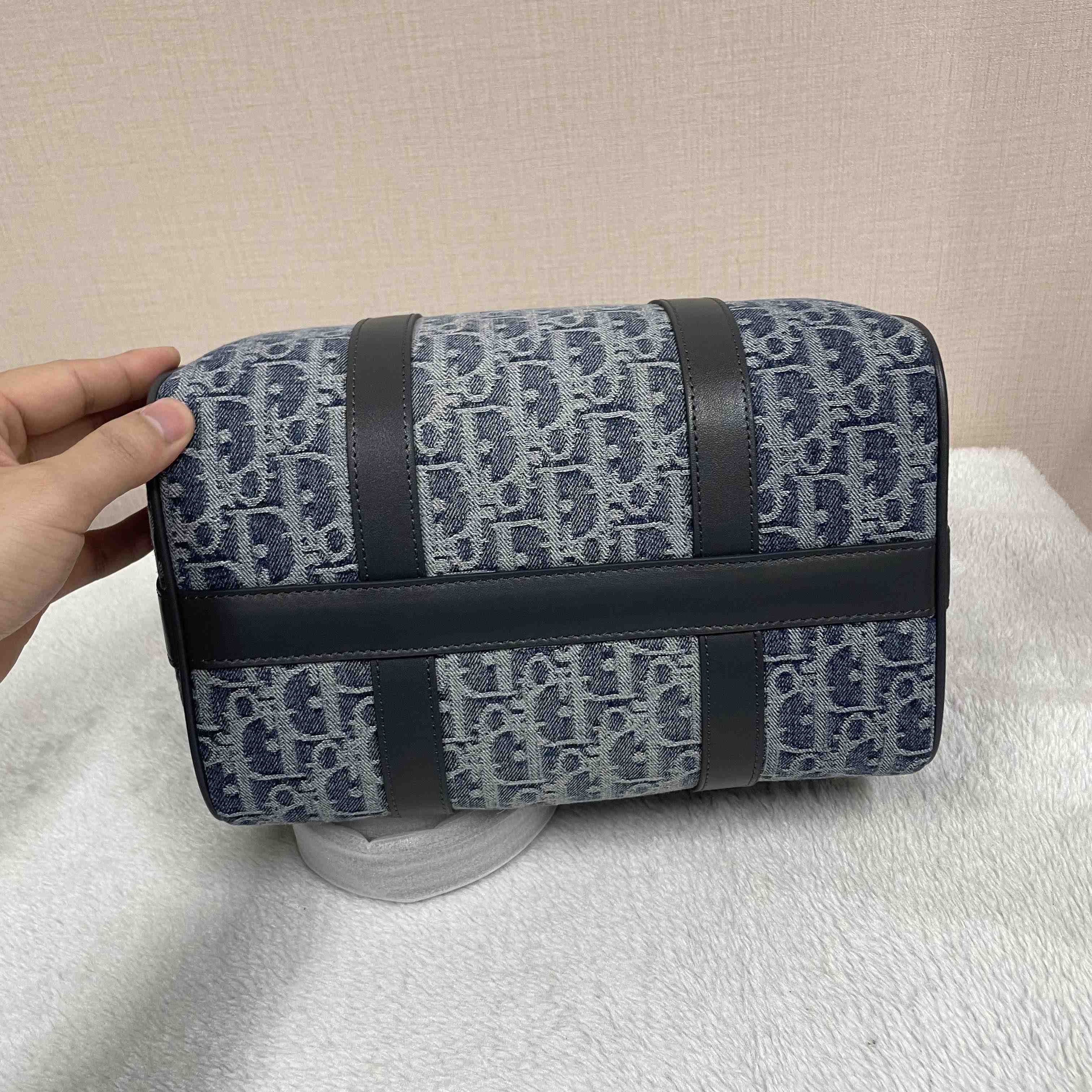 Dior Groove 25 Bag   - FashionPlug