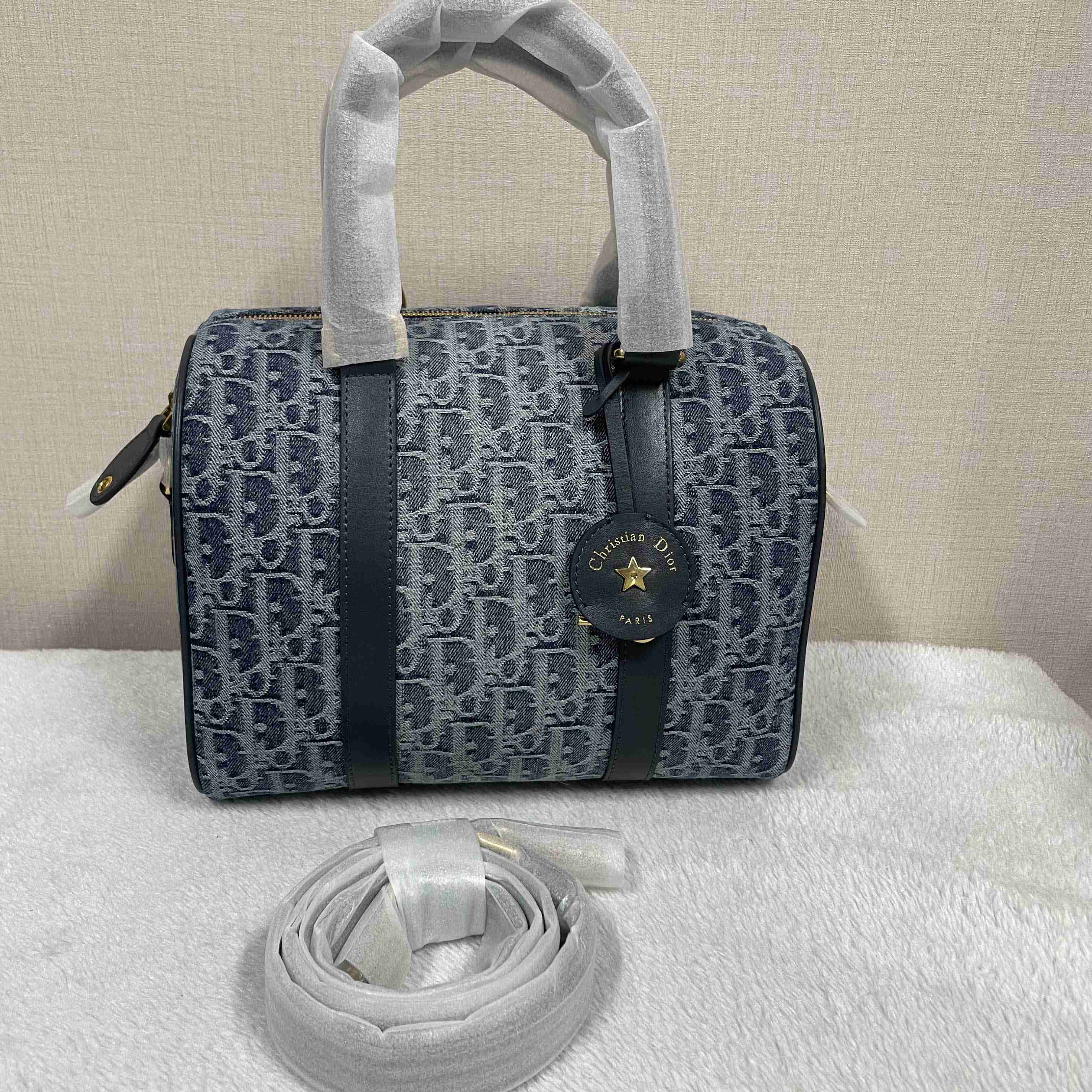 Dior Groove 25 Bag   - FashionPlug