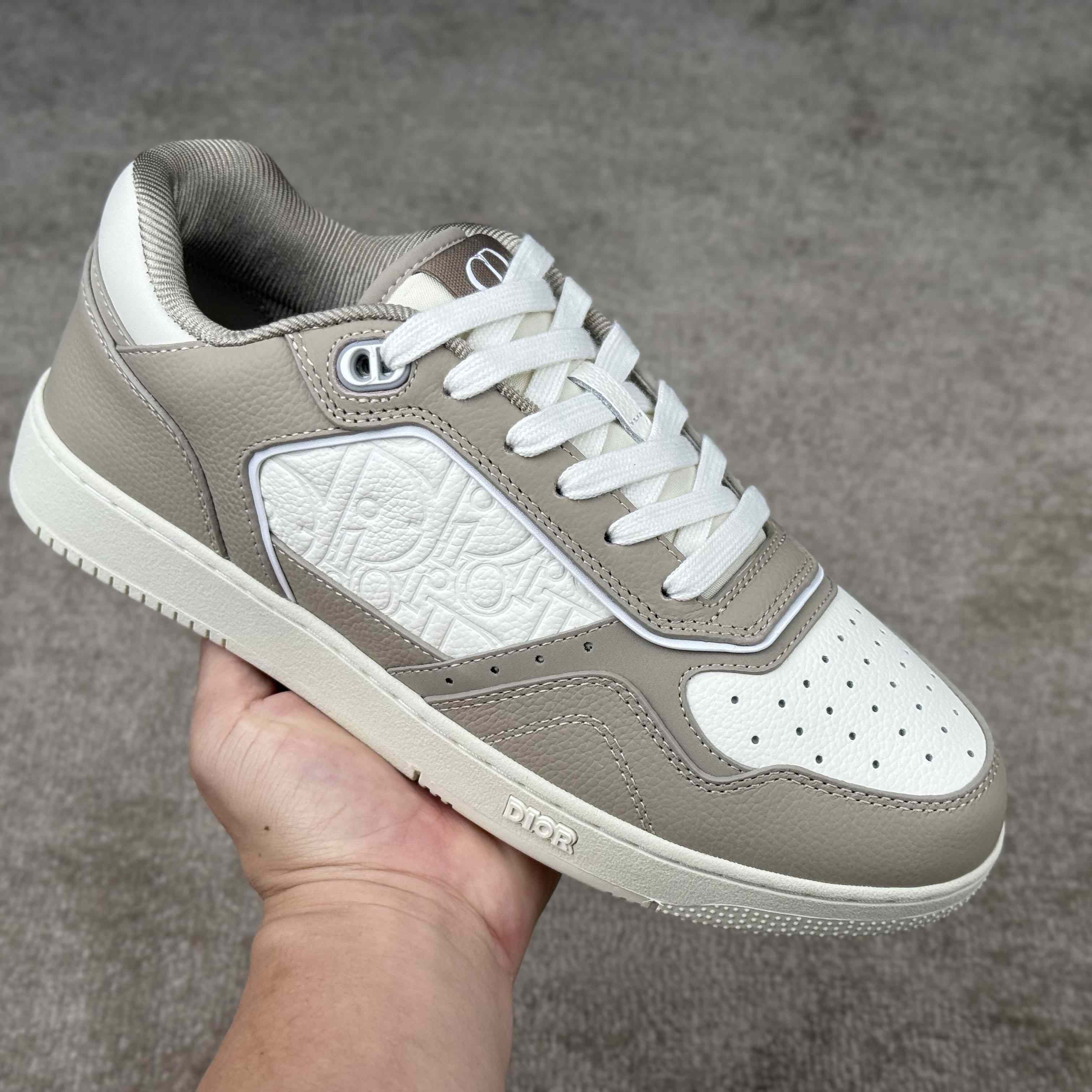 Dior B27 Uptown Low-Top Sneaker  - FashionPlug