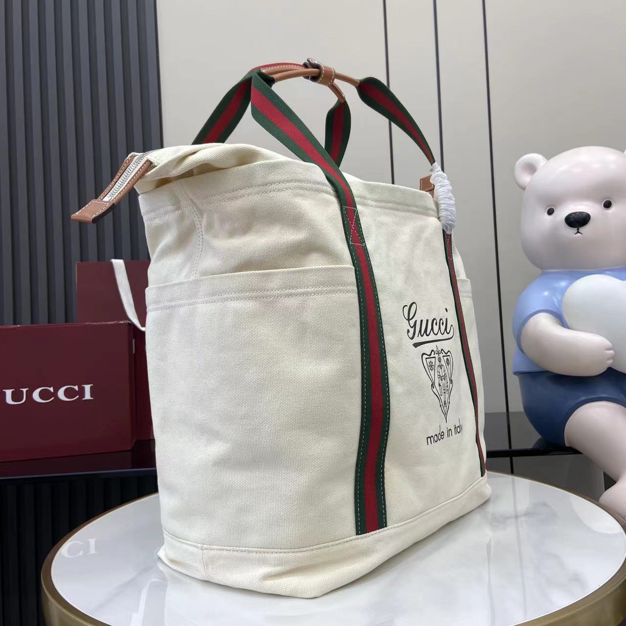 Gucci Printed Canvas Large Tote Bag - FashionPlug