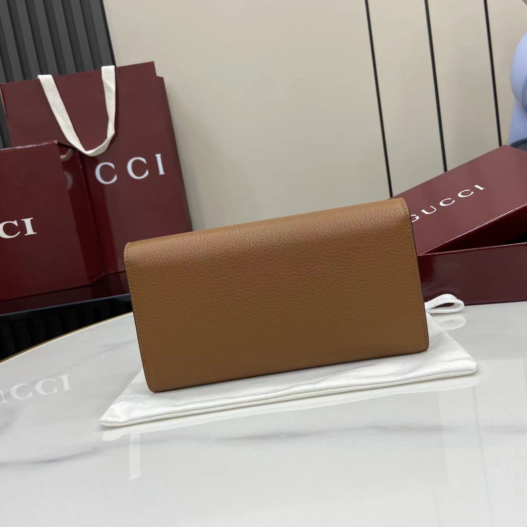 Gucci Softbit Continental Wallet - FashionPlug
