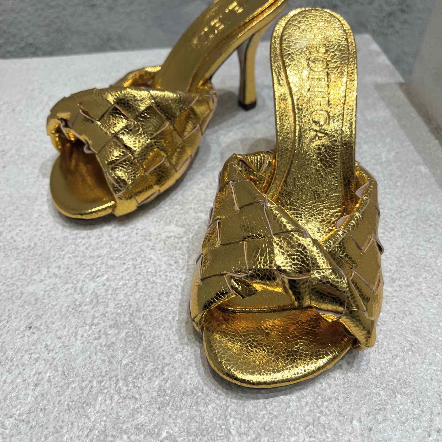 Bottega Veneta Blink Mule   - FashionPlug