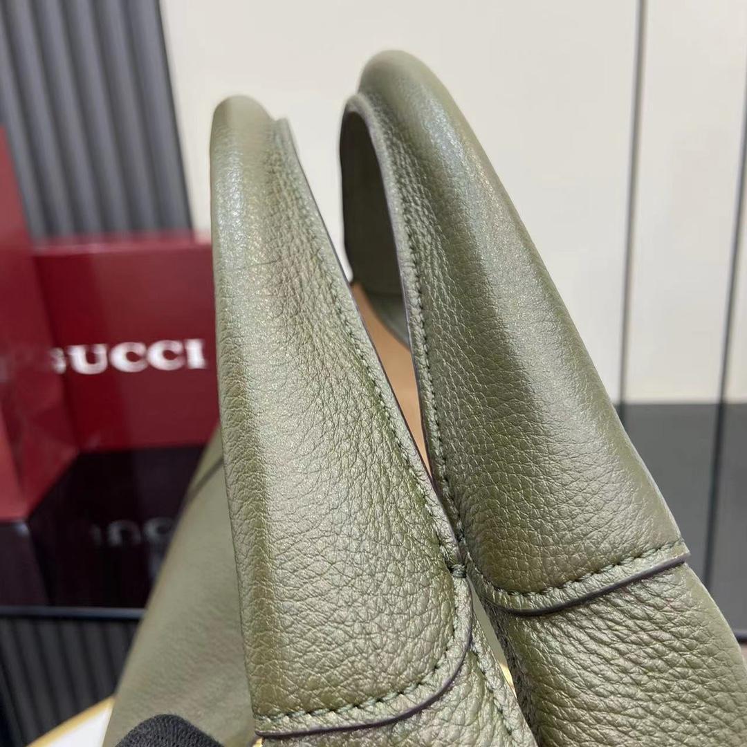 Gucci Softbit Maxi Shoulder Bag - FashionPlug