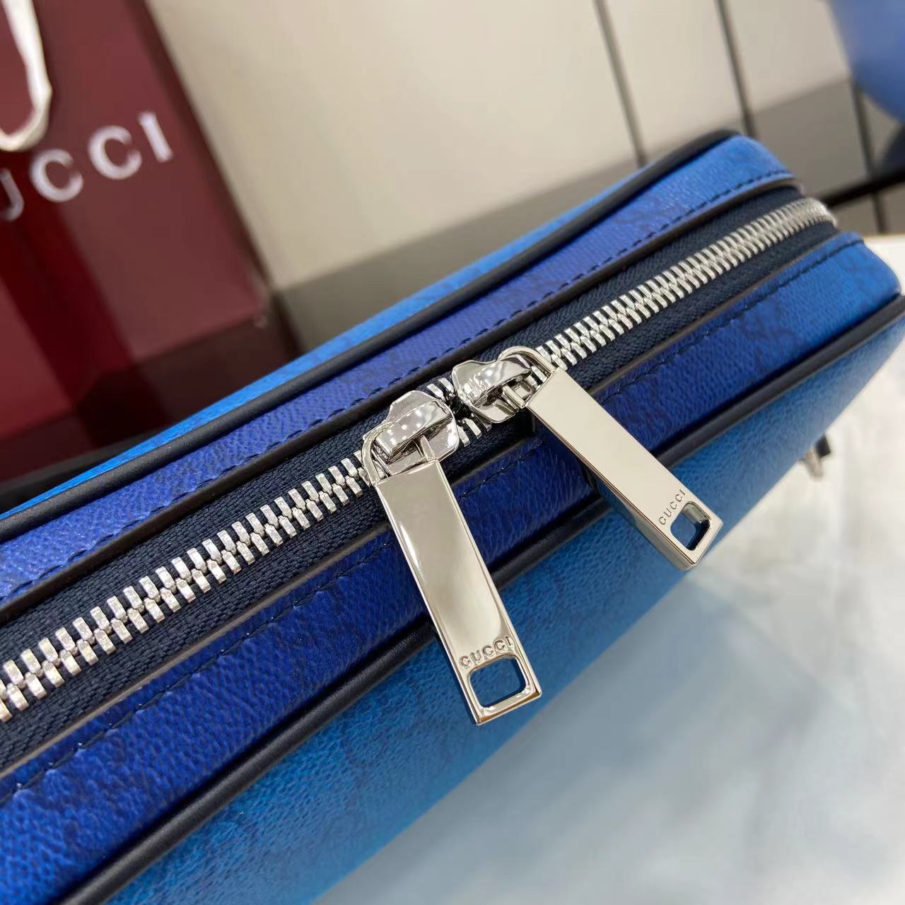 Gucci Chroma Small Crossbody Bag - FashionPlug