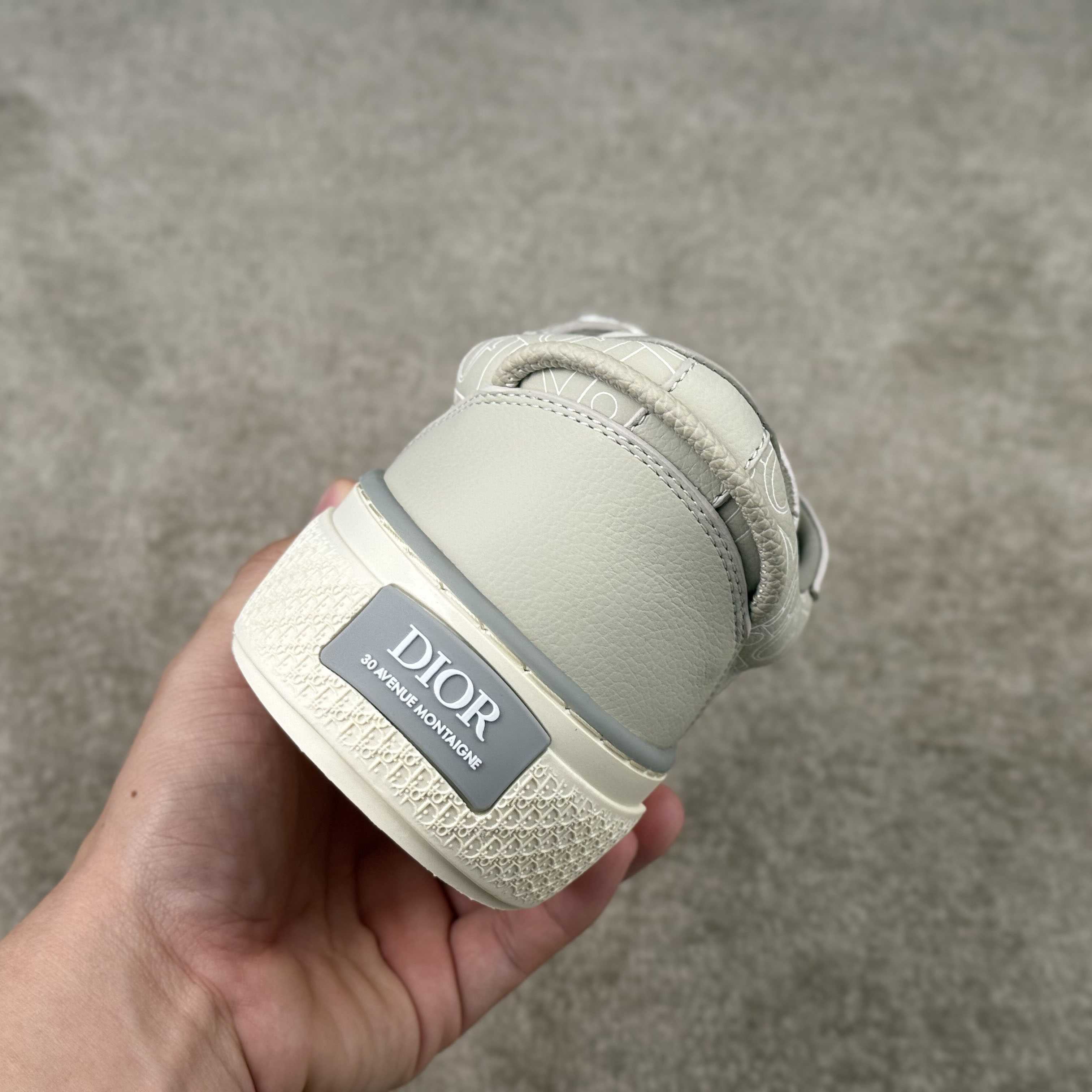 Dior B33 Spin Sneaker  - FashionPlug