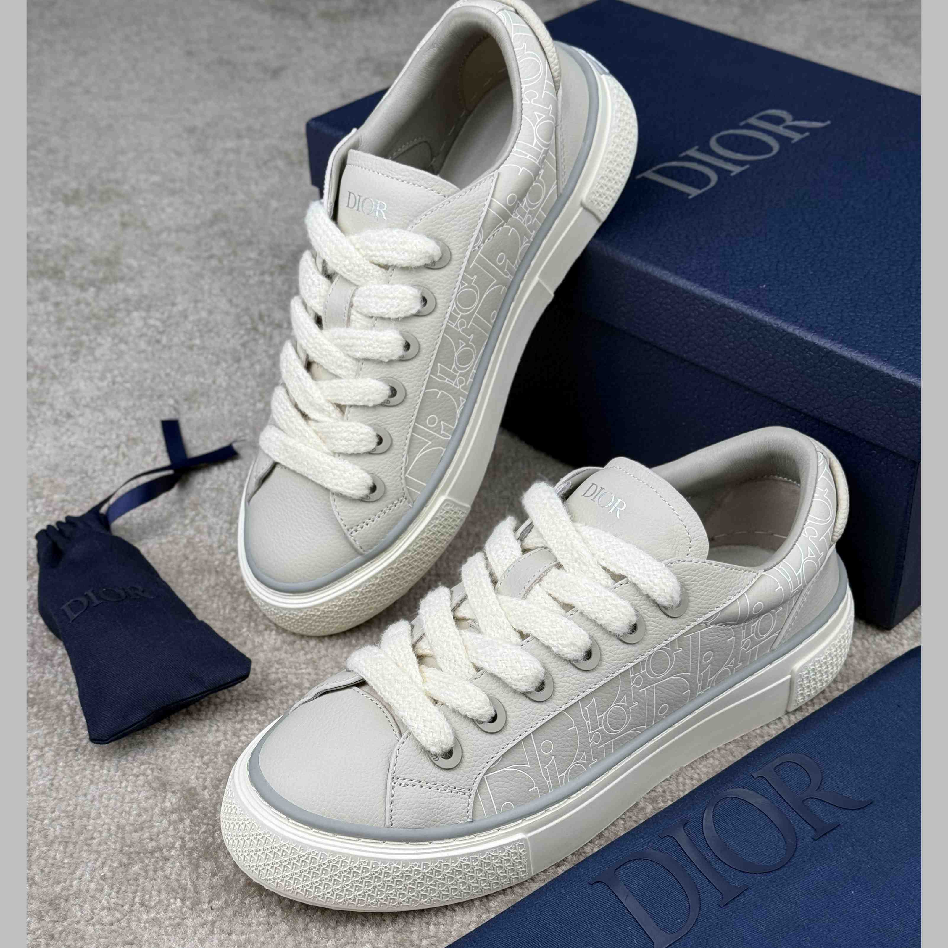 Dior B33 Spin Sneaker  - FashionPlug