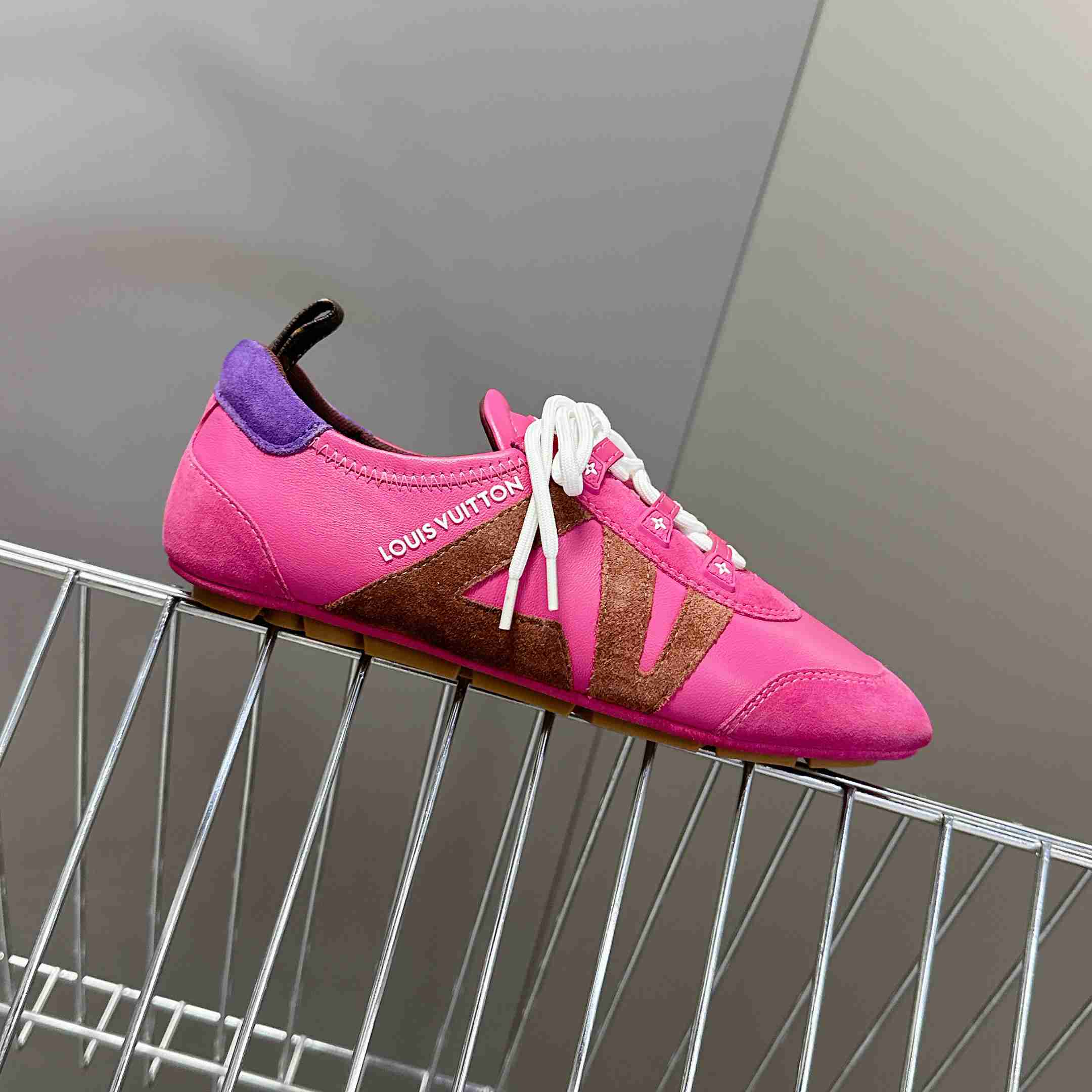 Louis Vuitton LV Sneakerina   1AHNEI - FashionPlug