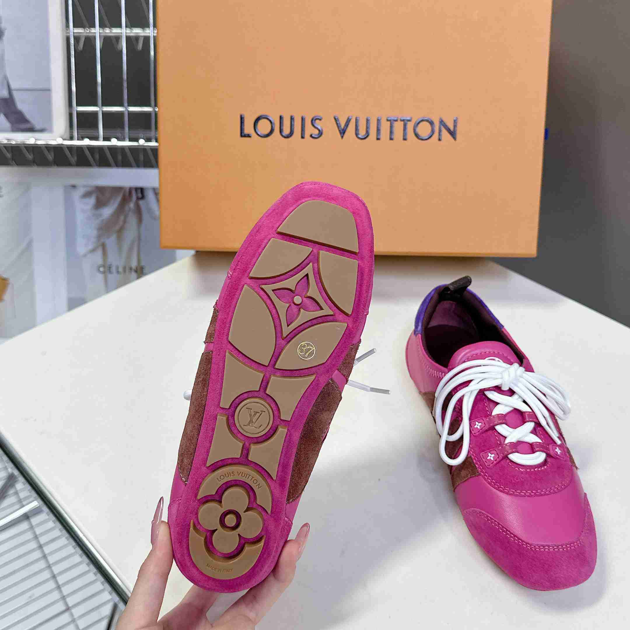 Louis Vuitton LV Sneakerina   1AHNEI - FashionPlug