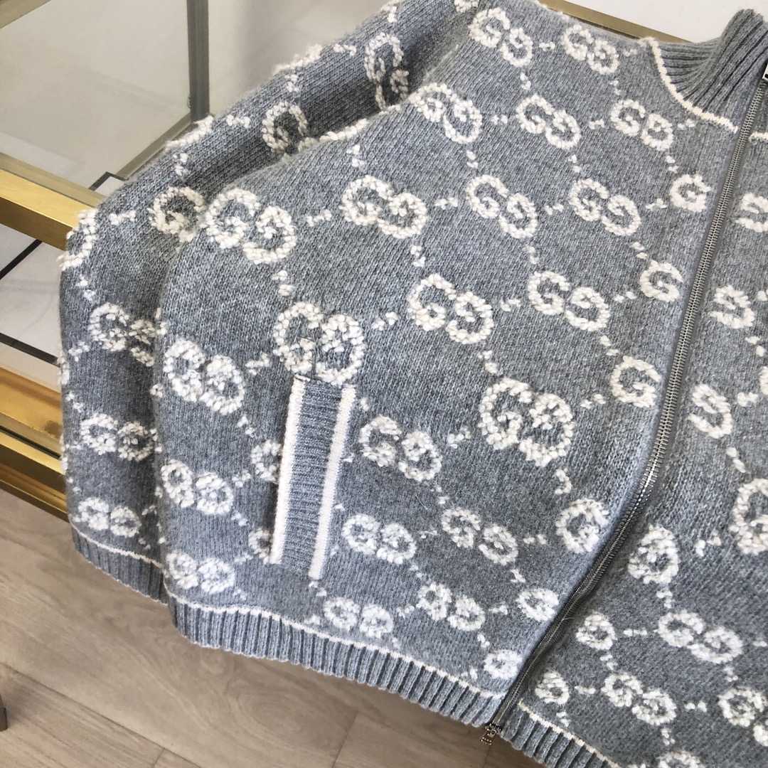Gucci Cardigan - FashionPlug