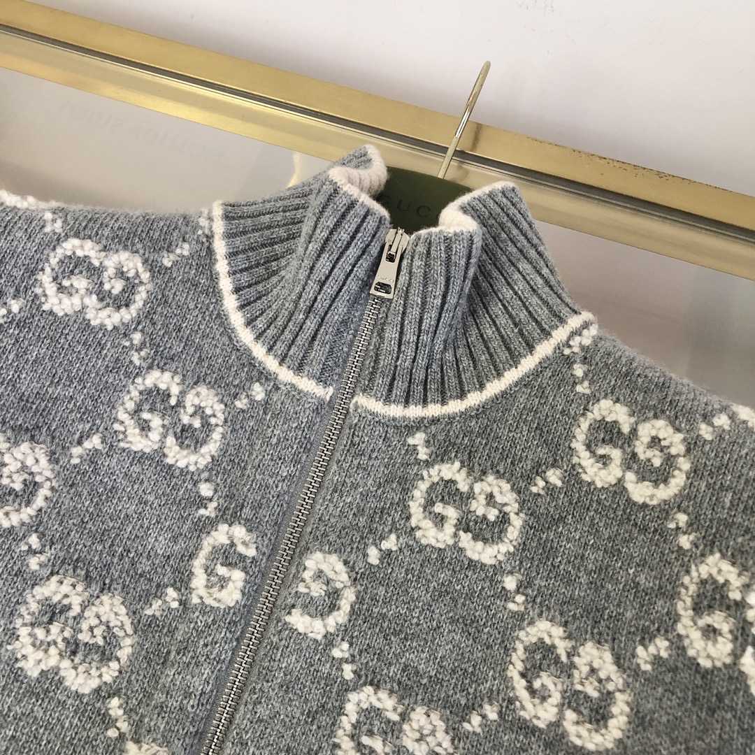 Gucci Cardigan - FashionPlug