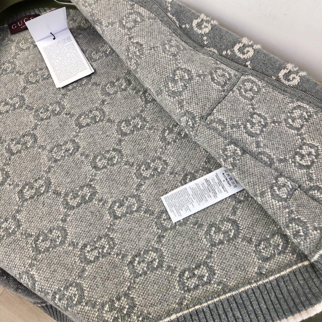 Gucci Cardigan - FashionPlug