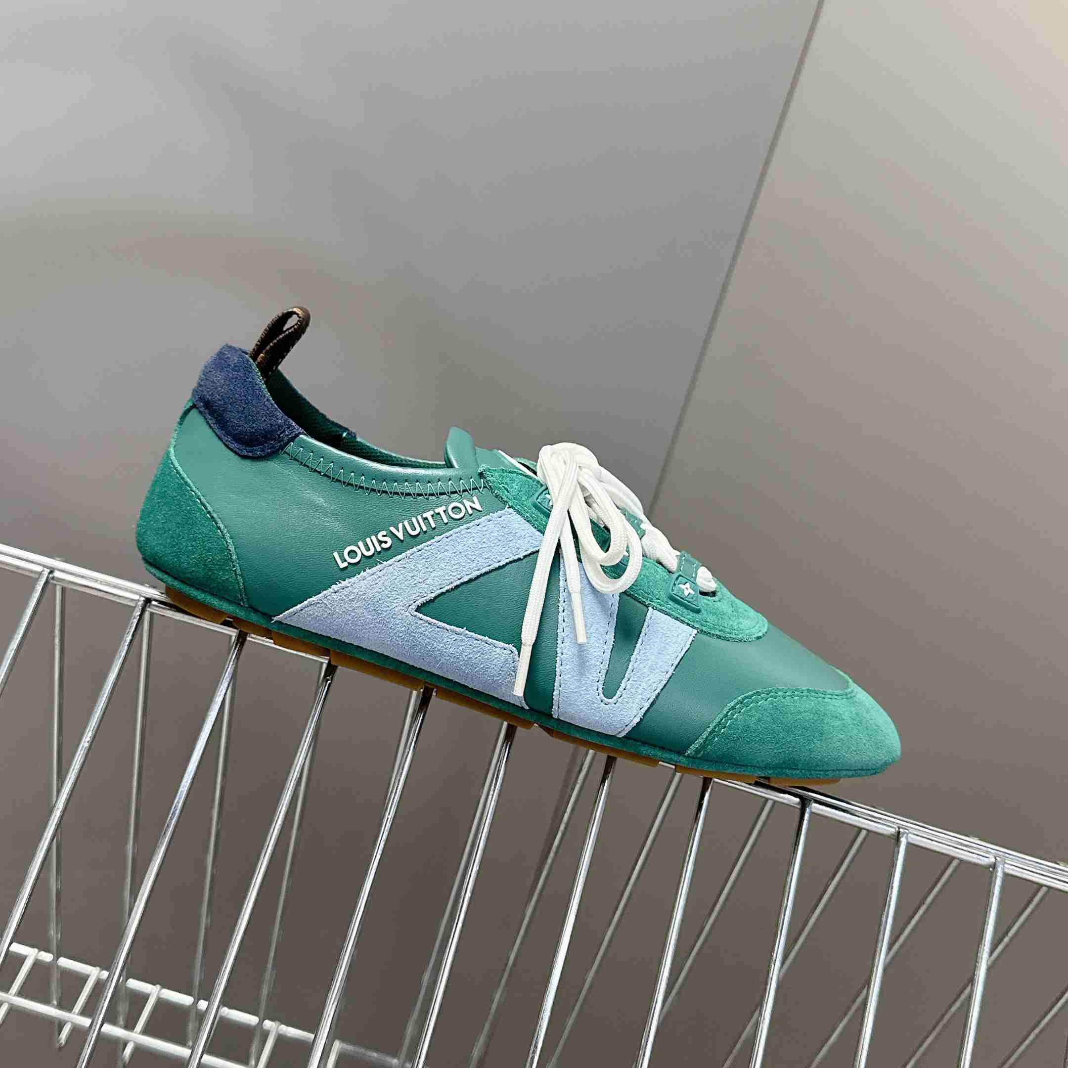 Louis Vuitton LV Sneakerina   1AHNE2 - FashionPlug