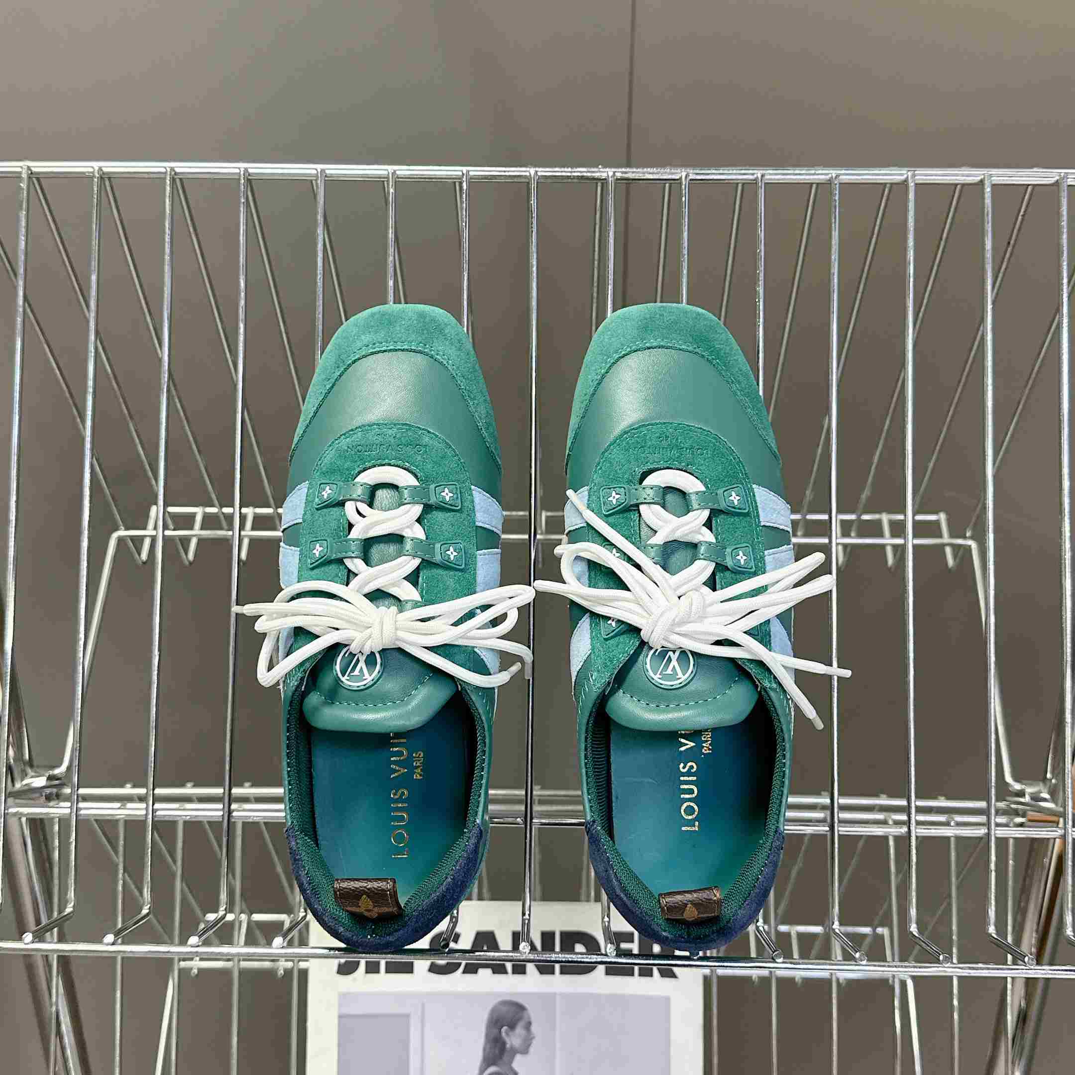 Louis Vuitton LV Sneakerina   1AHNE2 - FashionPlug
