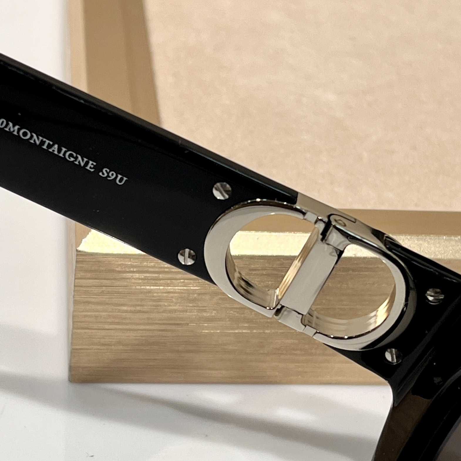 Dior 30Montaigne S9U Sunglasses  - FashionPlug