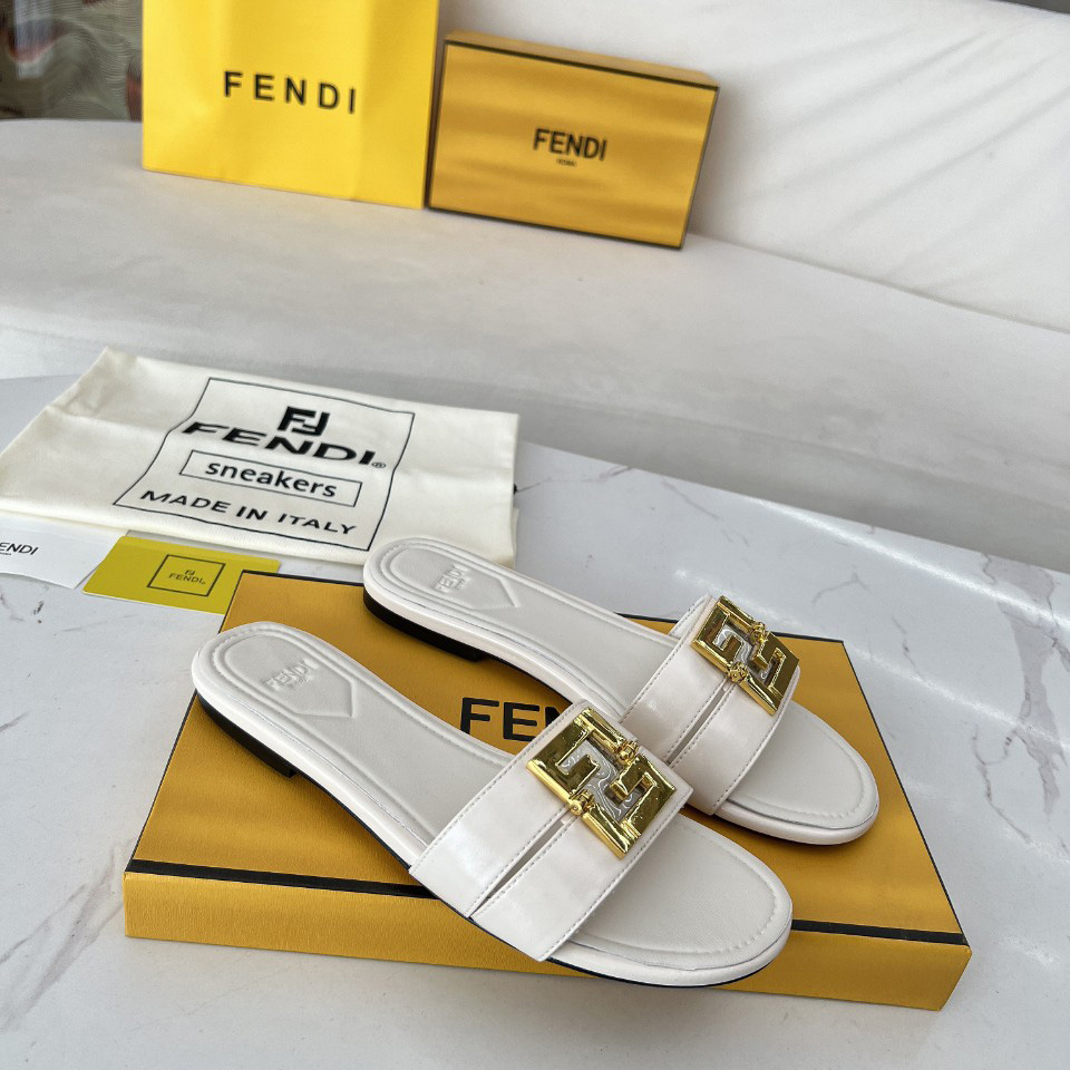 Fendi FFold White Leather Sandals - FashionPlug