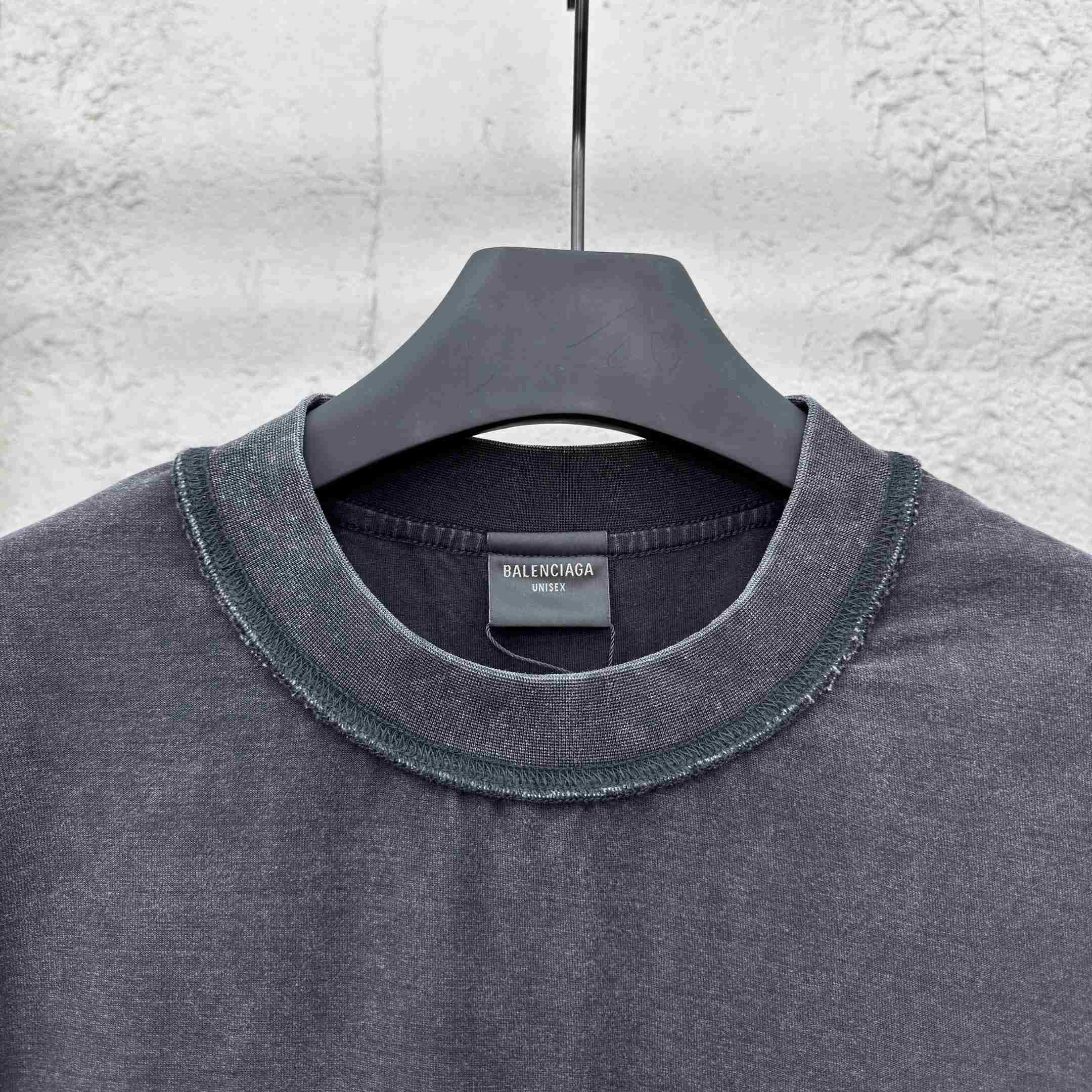 Balenciaga Metalhead Inside Out T-shirt - FashionPlug