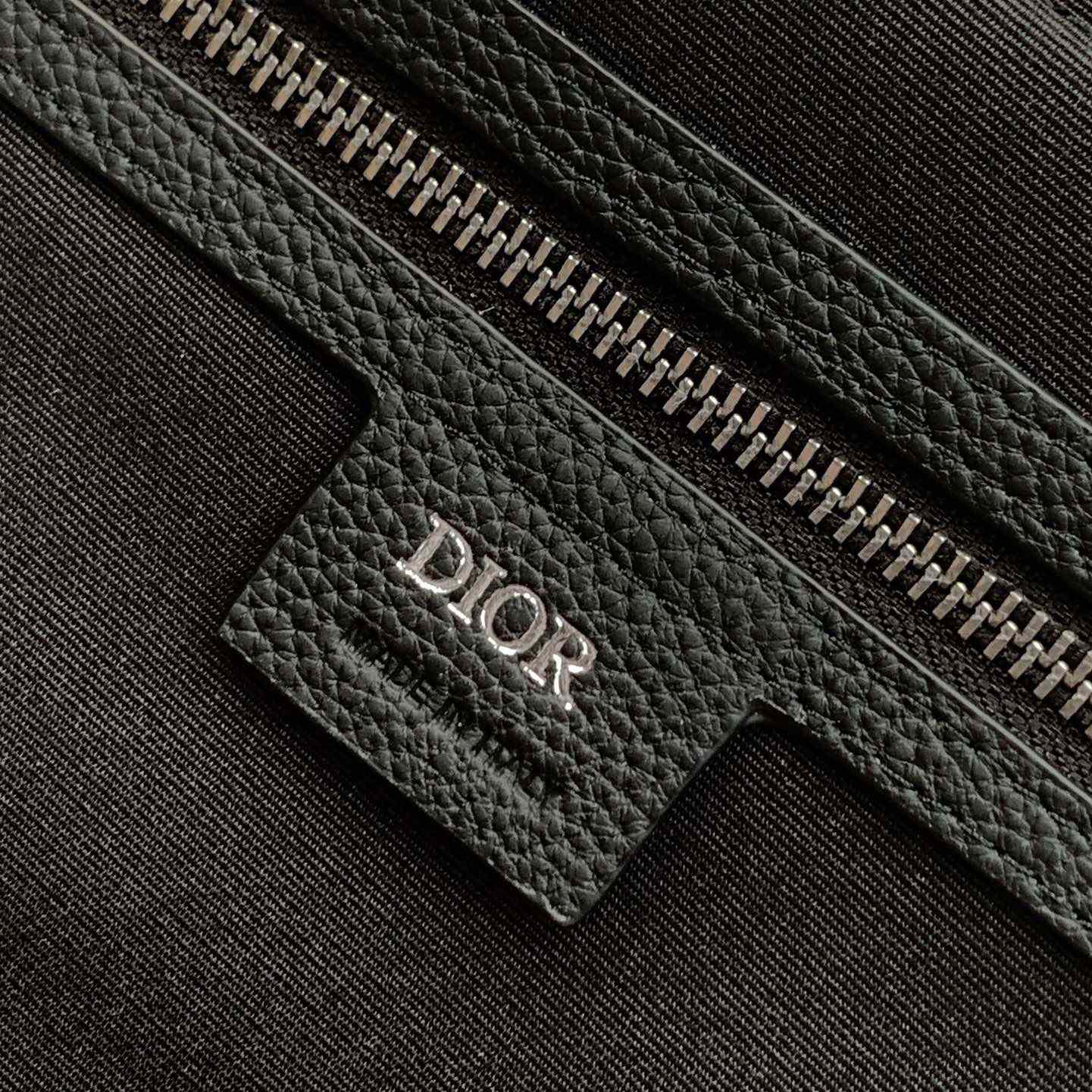 Dior Weekender 40    - FashionPlug