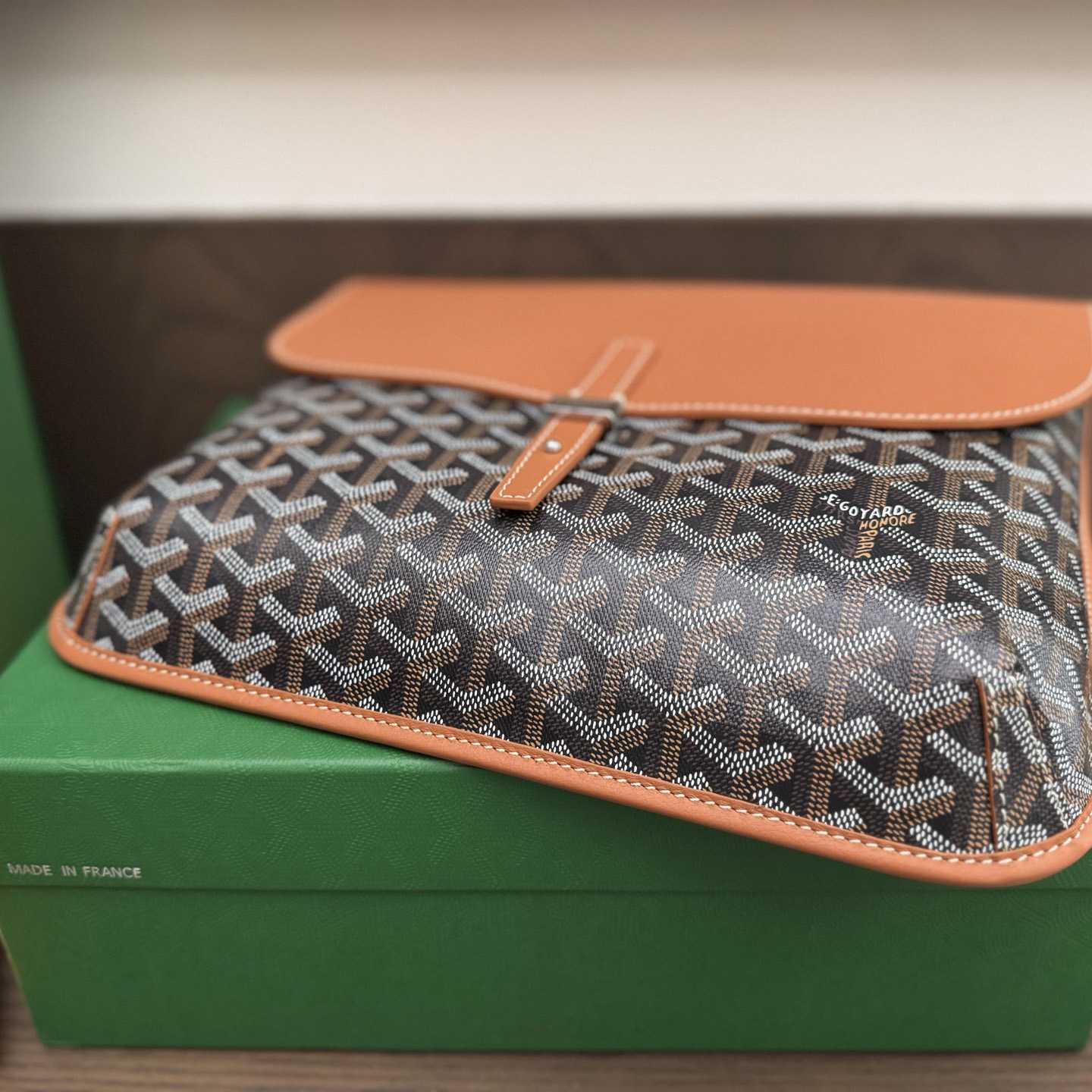 Goyard Coursier Messenger Bag - FashionPlug