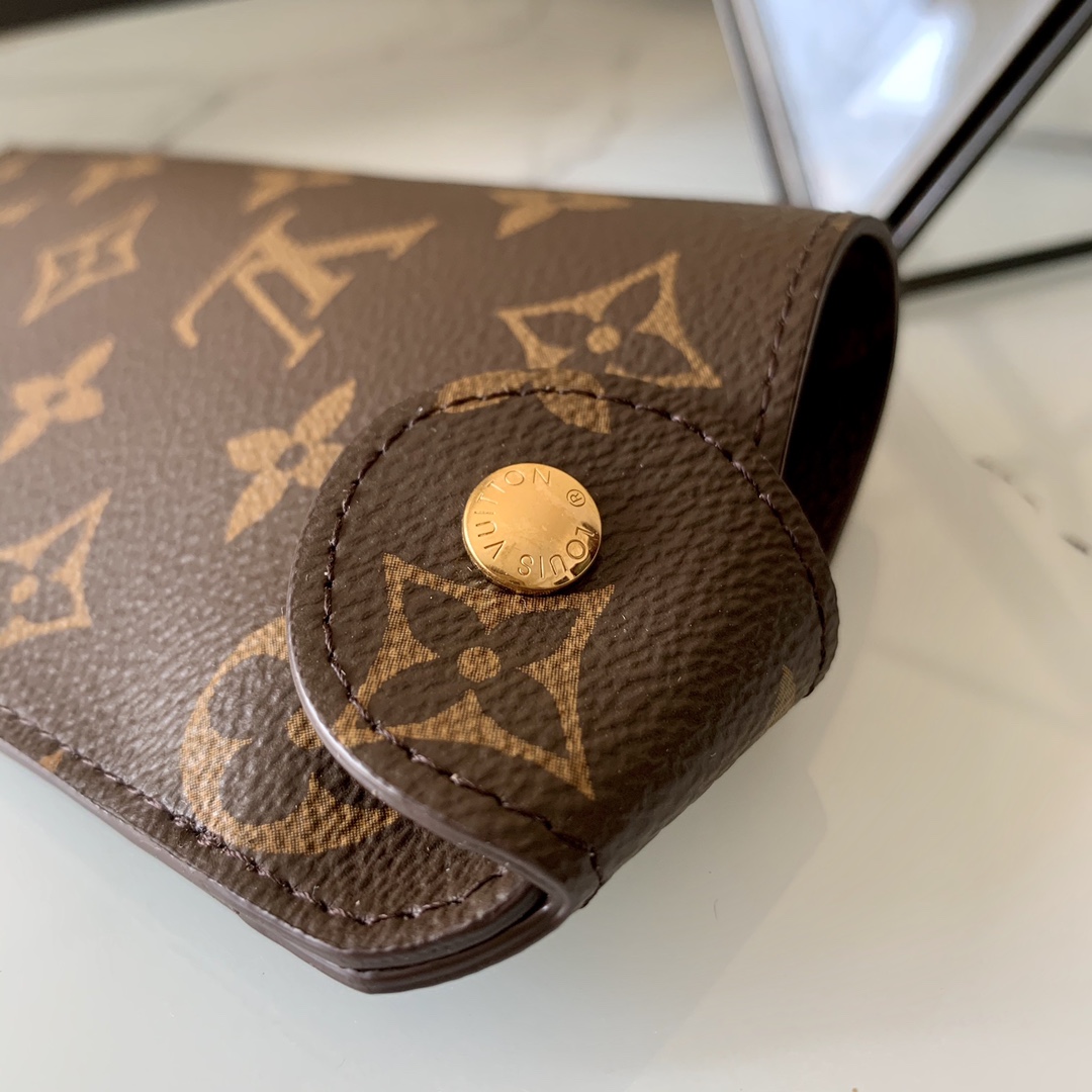 Louis Vuitton LV Etui MM Sunglasses Case    8.5-3-19cm   M00284  - FashionPlug