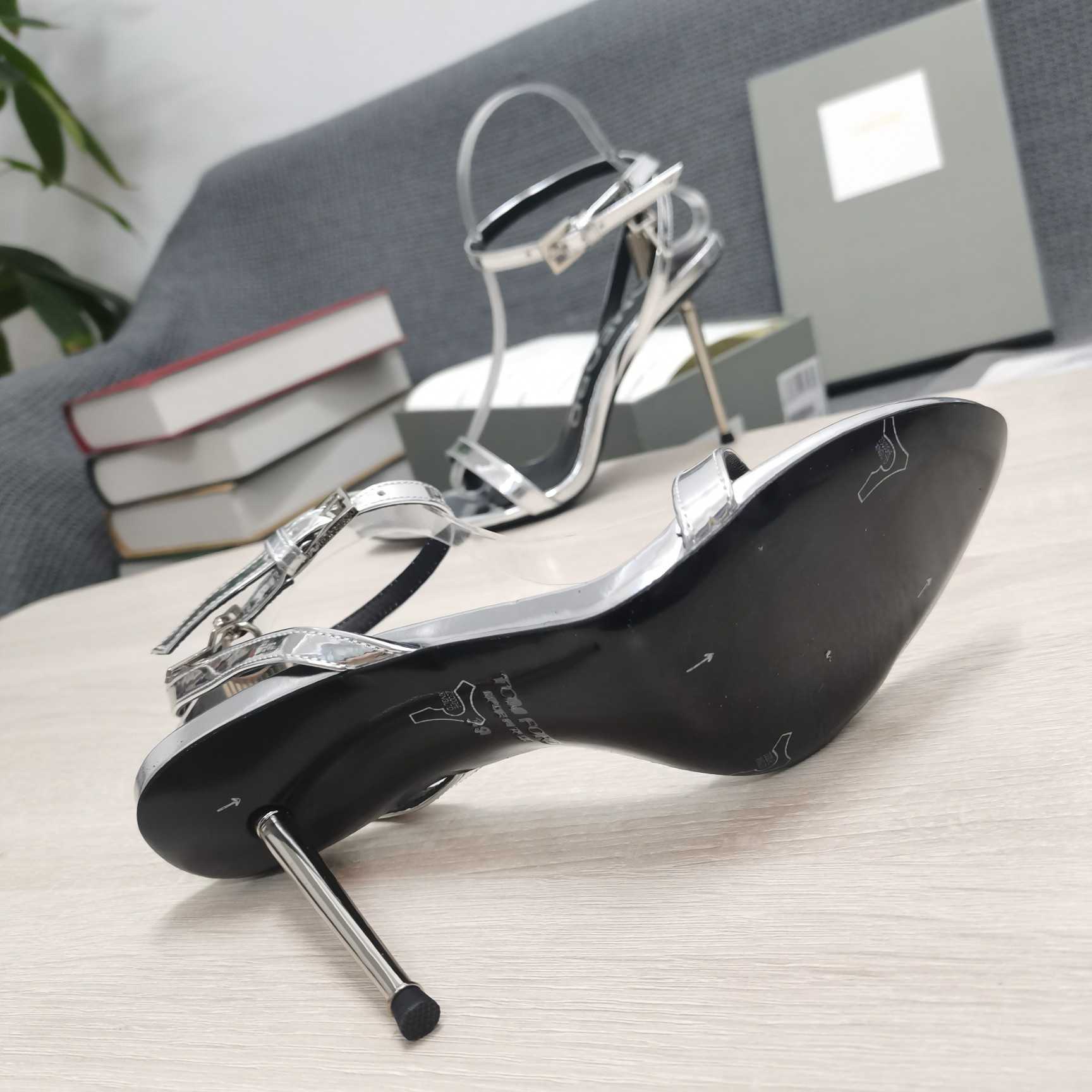 Tom Ford Silver Padlock Sandals - FashionPlug