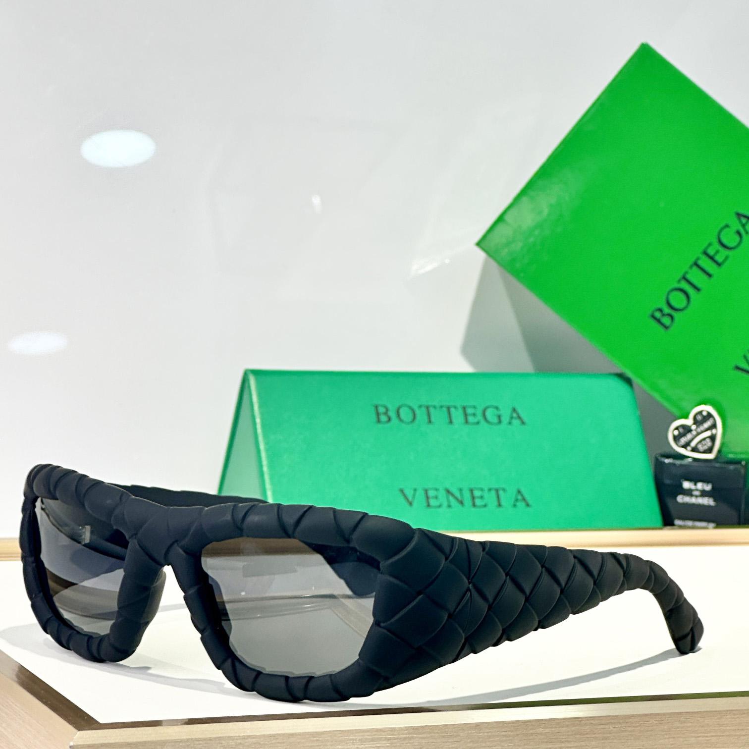 Bottega Veneta Intrecciato Rectangular Sunglasses   BV1303S - FashionPlug