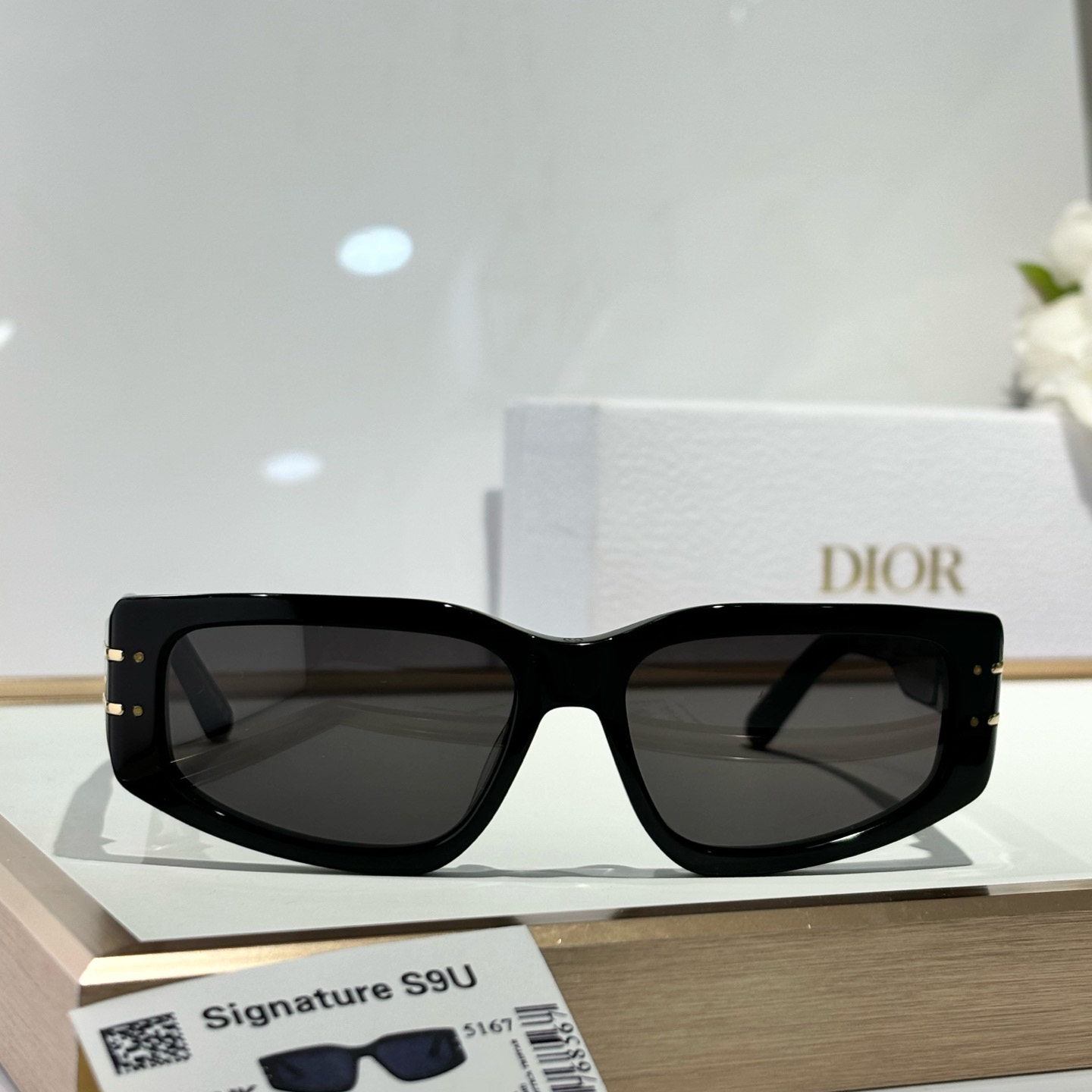 Dior Signature S9U Sunglasses  - FashionPlug