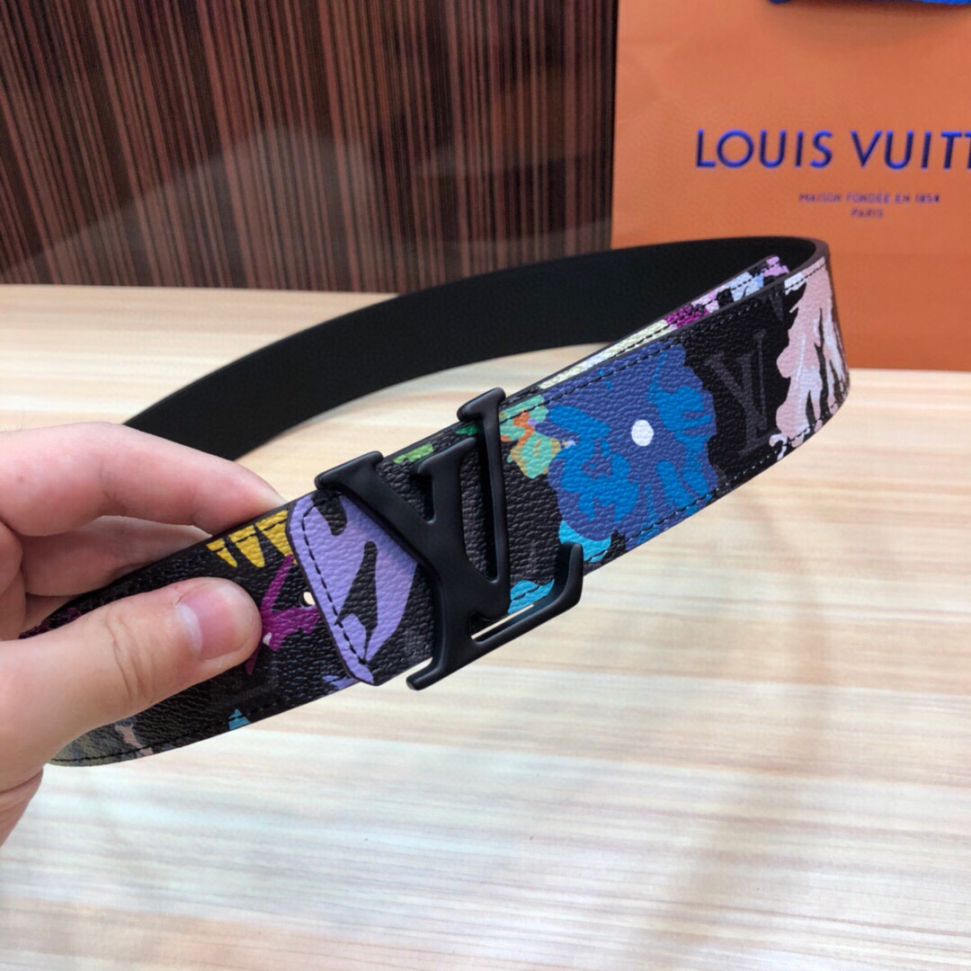 Louis Vuitton Reversible Belt - FashionPlug
