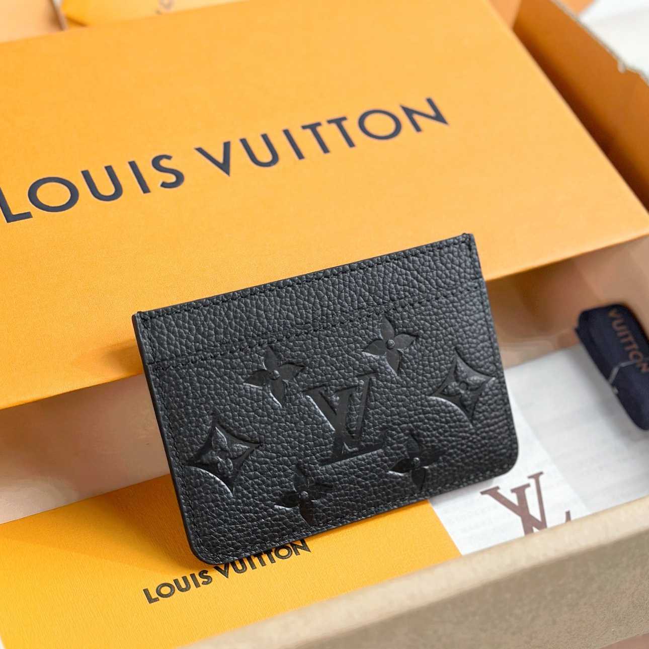 Louis Vuitton Card Holder  M69171 - FashionPlug