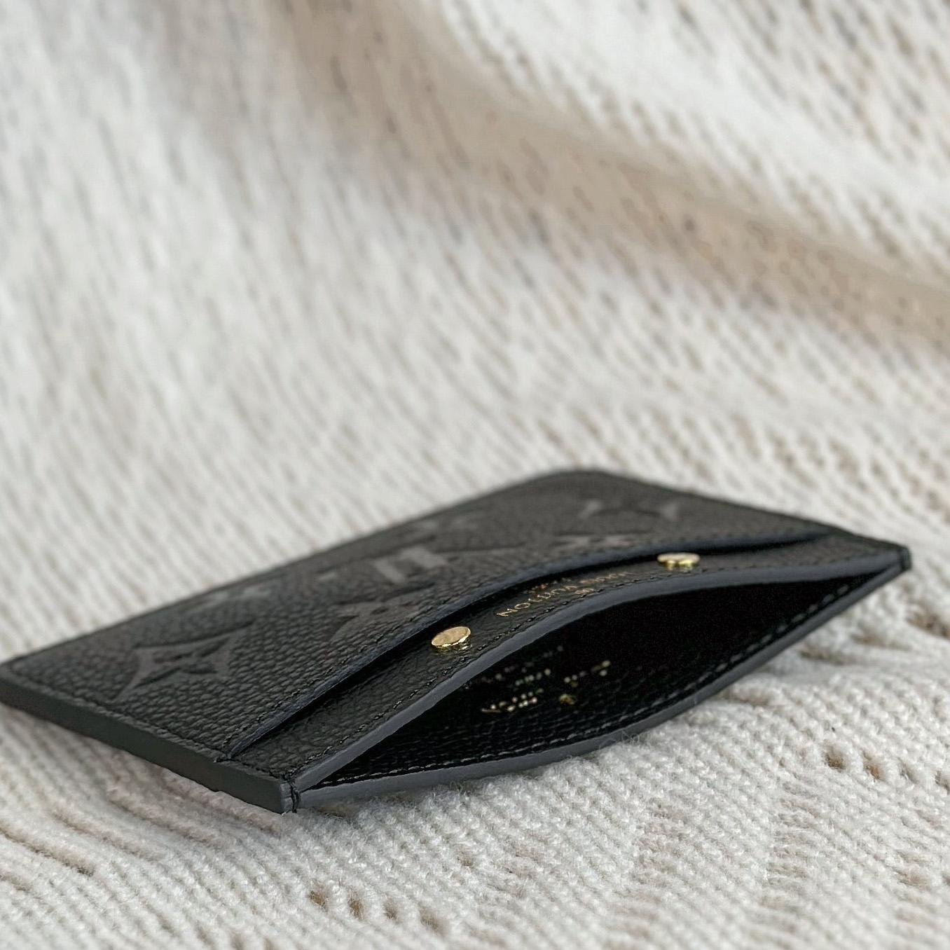 Louis Vuitton Card Holder  M69171 - FashionPlug