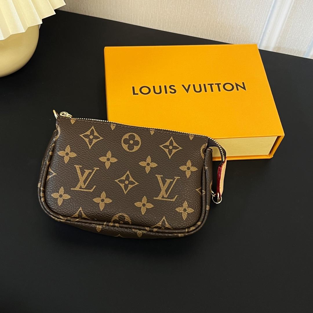 Louis Vuitton Mini Pochette Accessoires     - FashionPlug