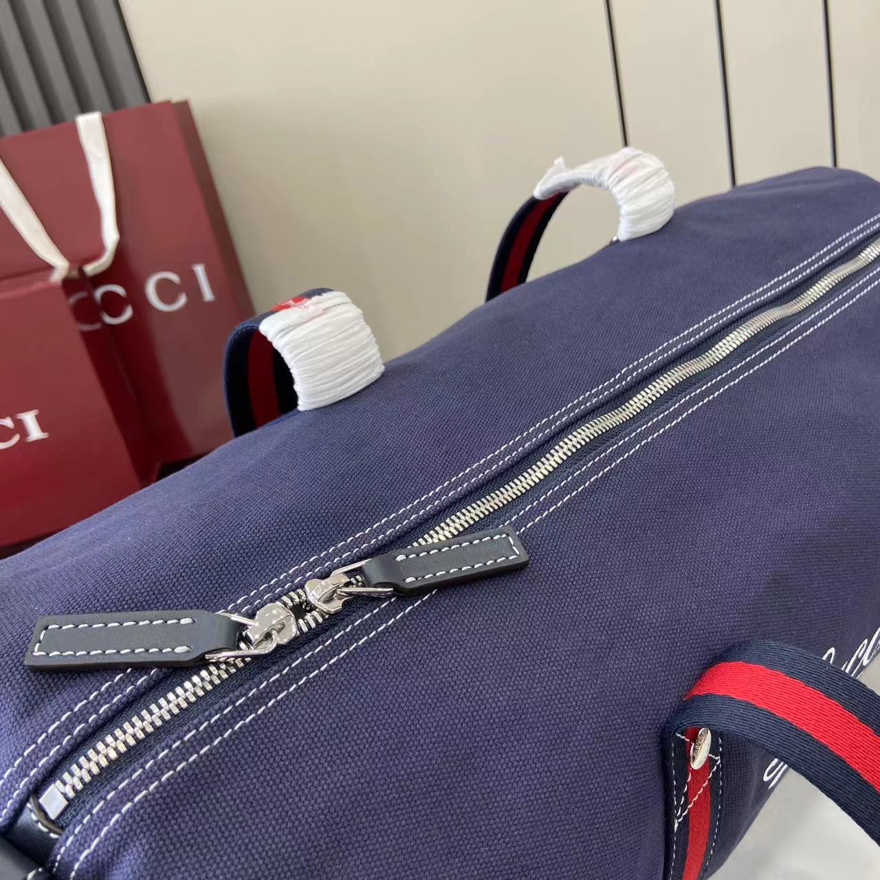 Gucci Large Printed Canvas Duffle Bag - FashionPlug