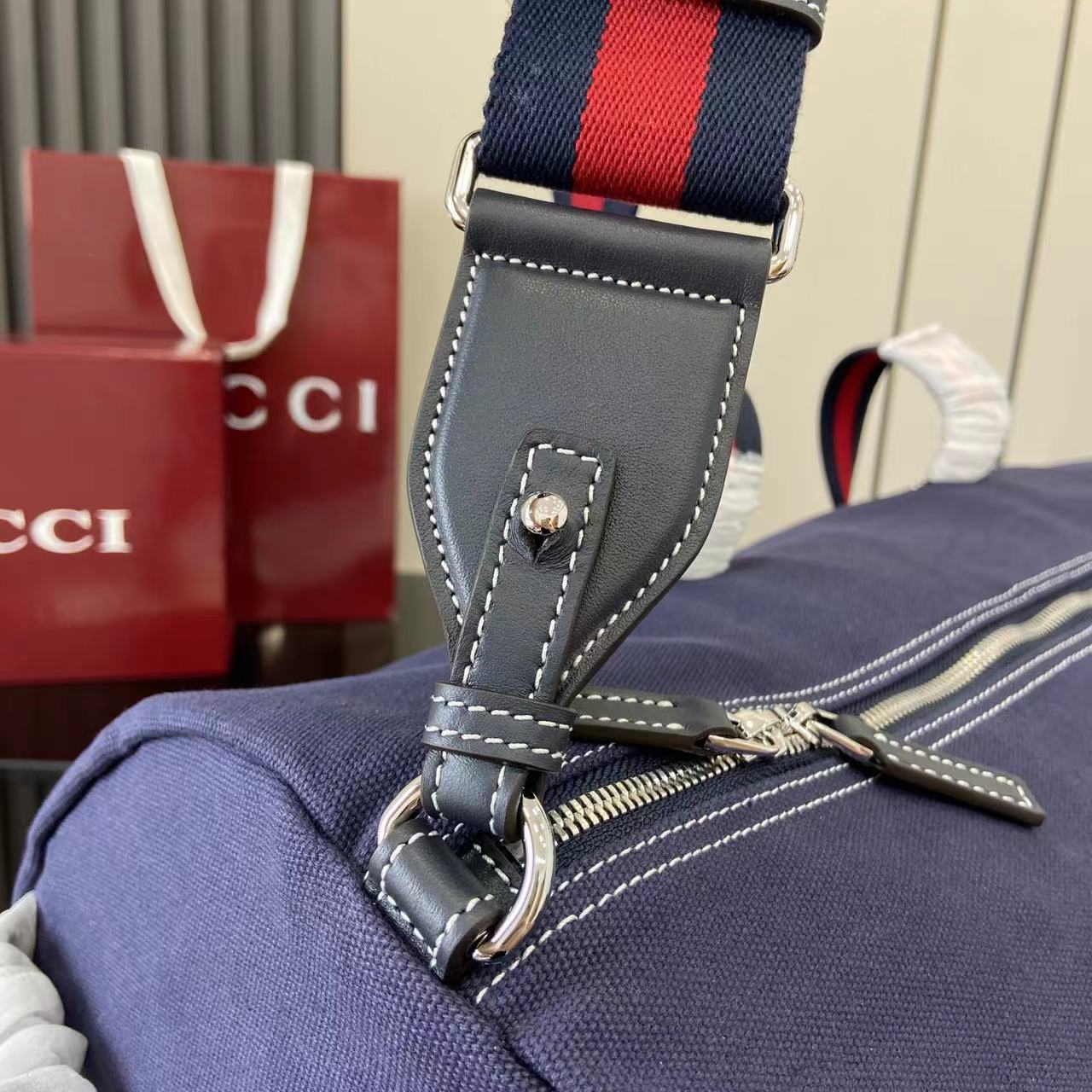Gucci Large Printed Canvas Duffle Bag - FashionPlug