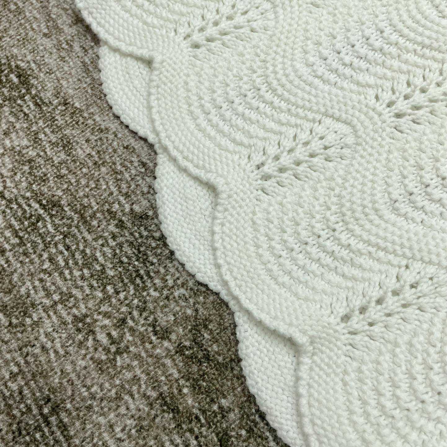 Casablanca Wave Crochet Shorts   D0034 - FashionPlug