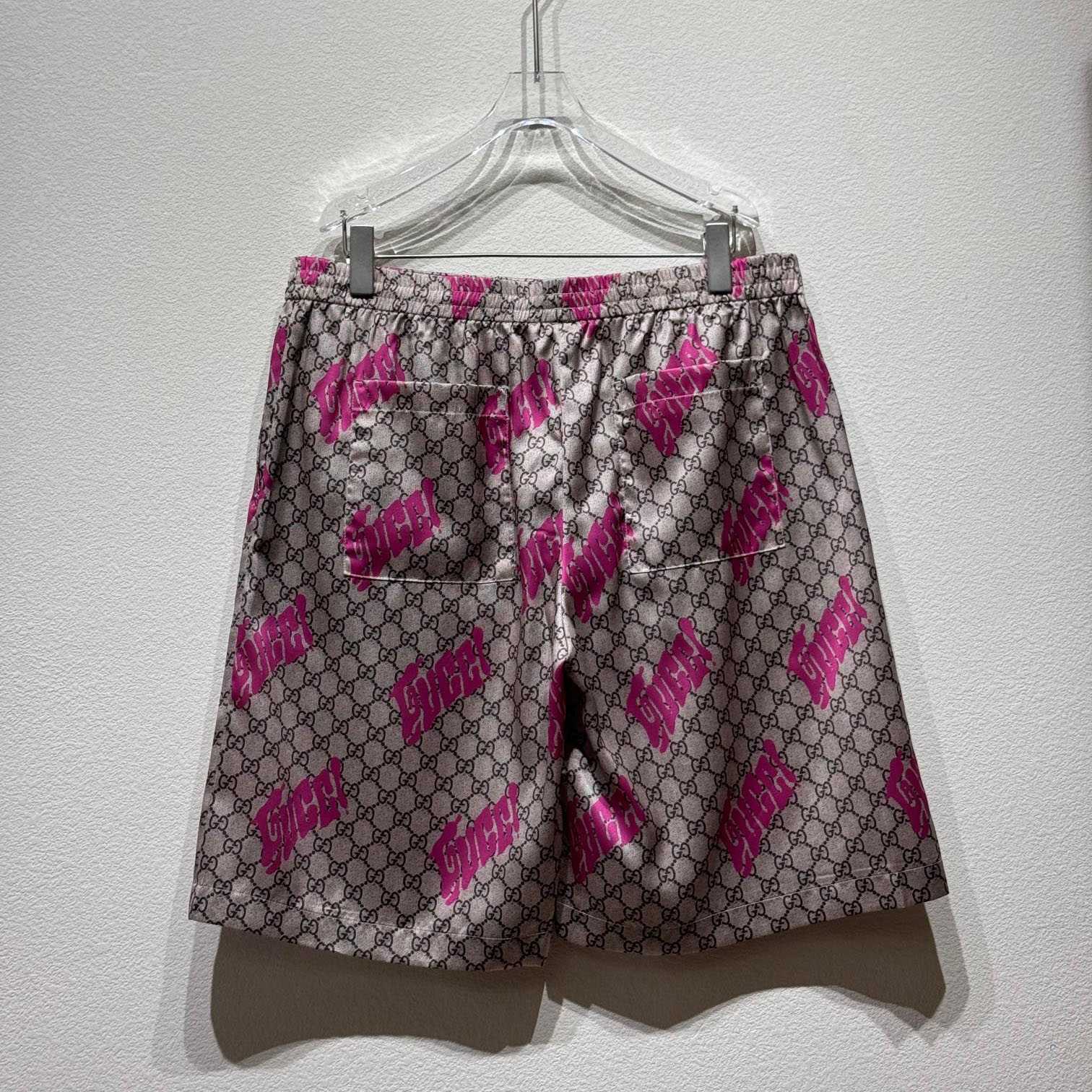 Gucci Printed Silk Twill Shorts - FashionPlug