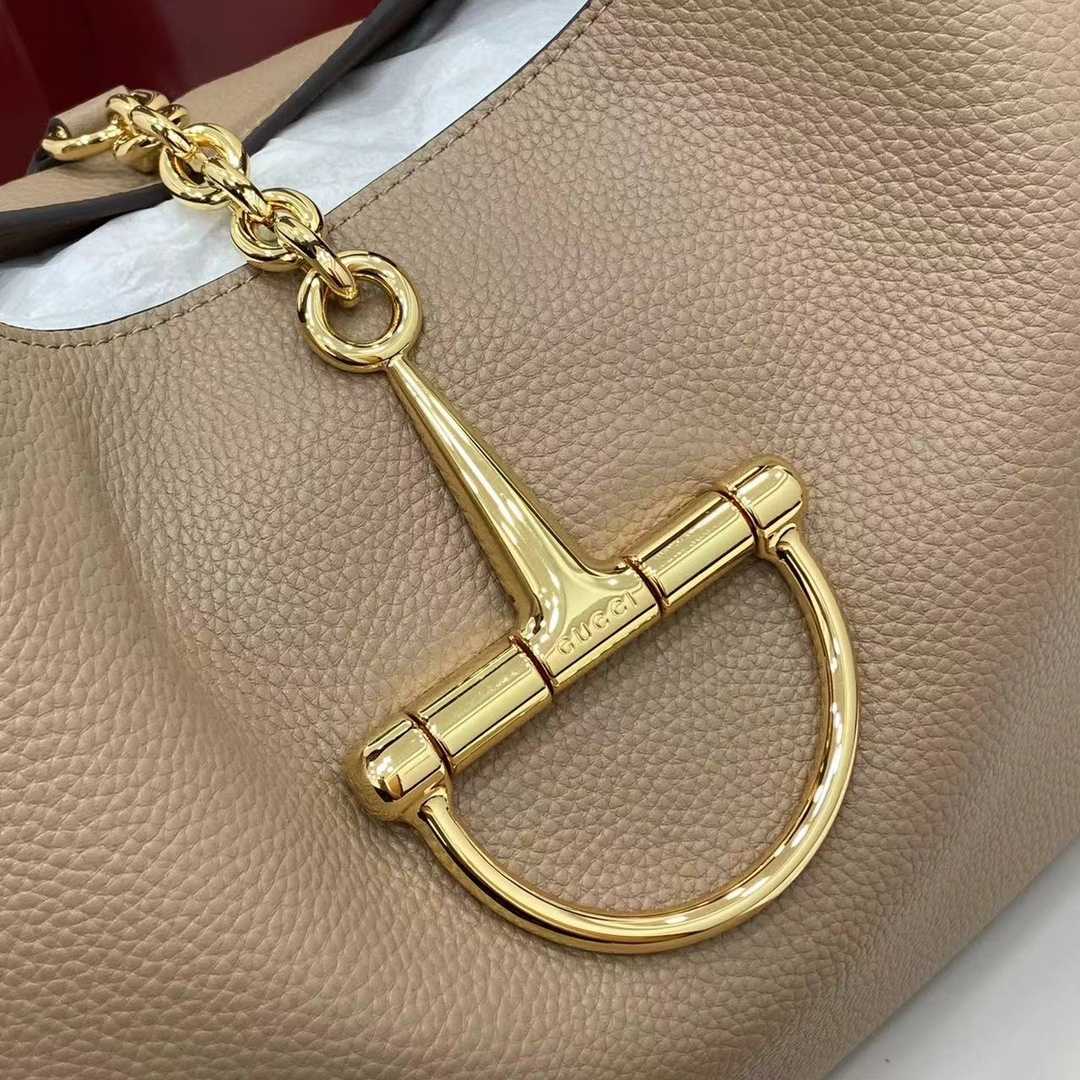Gucci Softbit Maxi Shoulder Bag - FashionPlug
