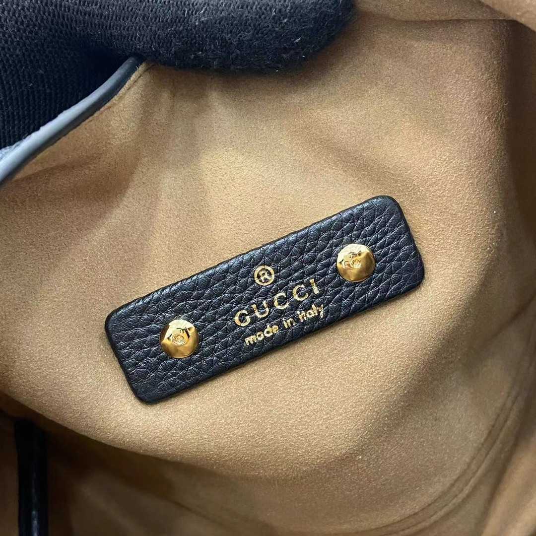 Gucci Softbit Medium Top Handle Bag - FashionPlug