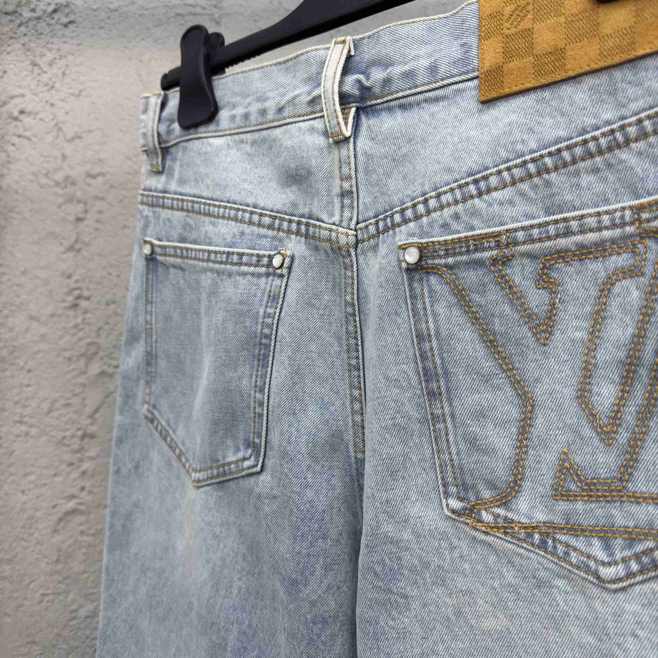 Louis Vuitton LV Denim Shorts   1AGTHU - FashionPlug