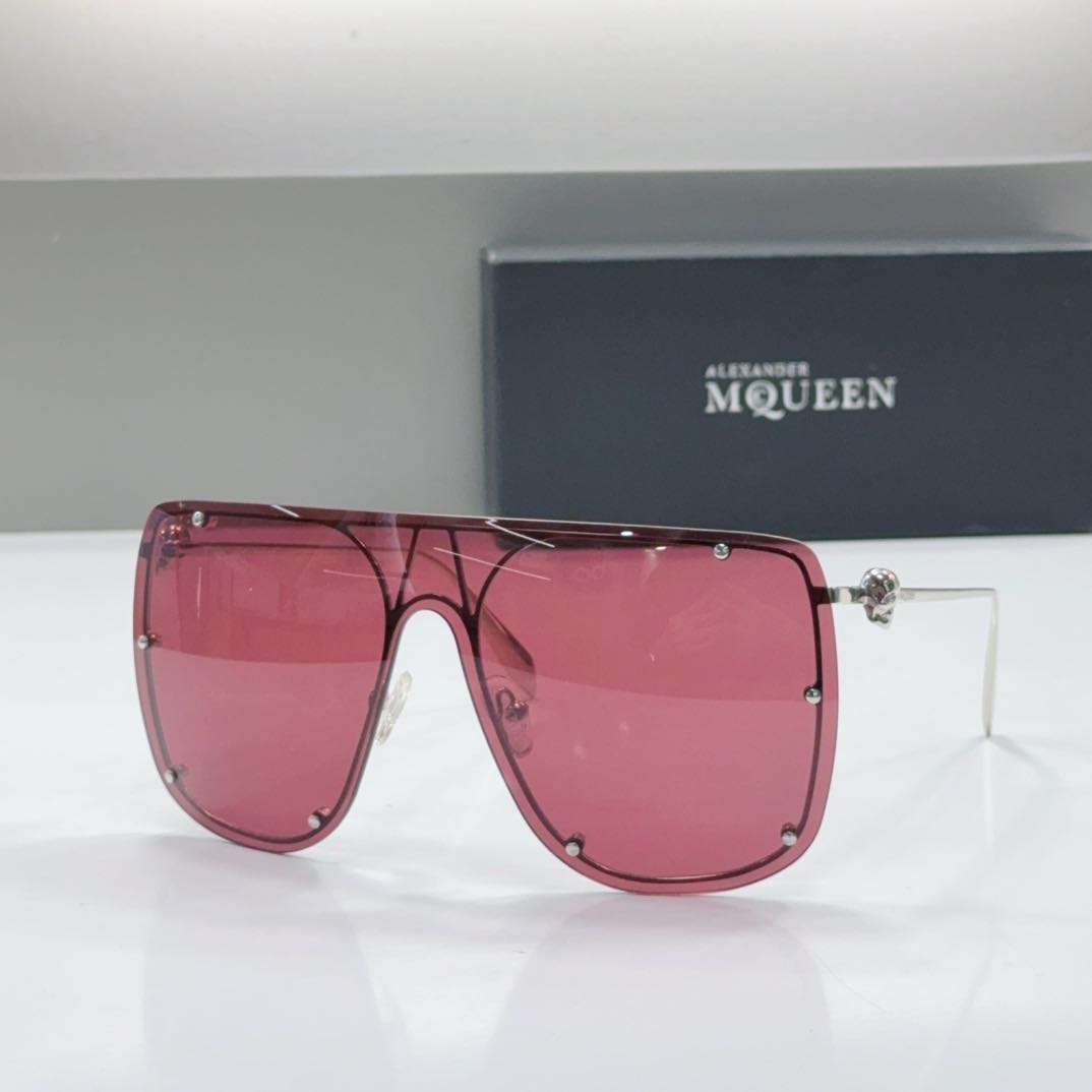 Alexander Mcqueen AM0313 Sunglasses  - FashionPlug