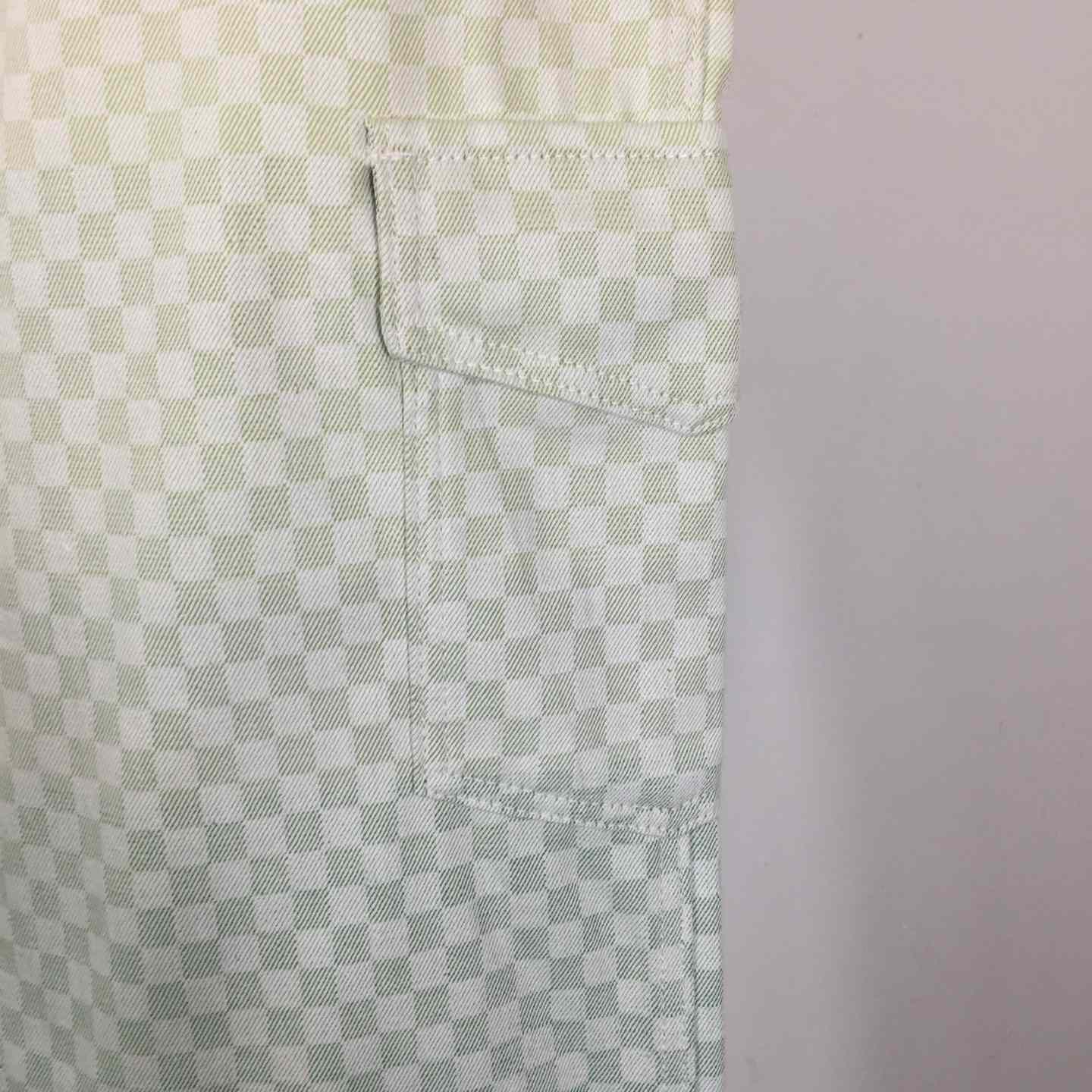 Louis Vuitton Damier Gradient Jacquard Denim Cargo Pants   1AGTHJ - FashionPlug