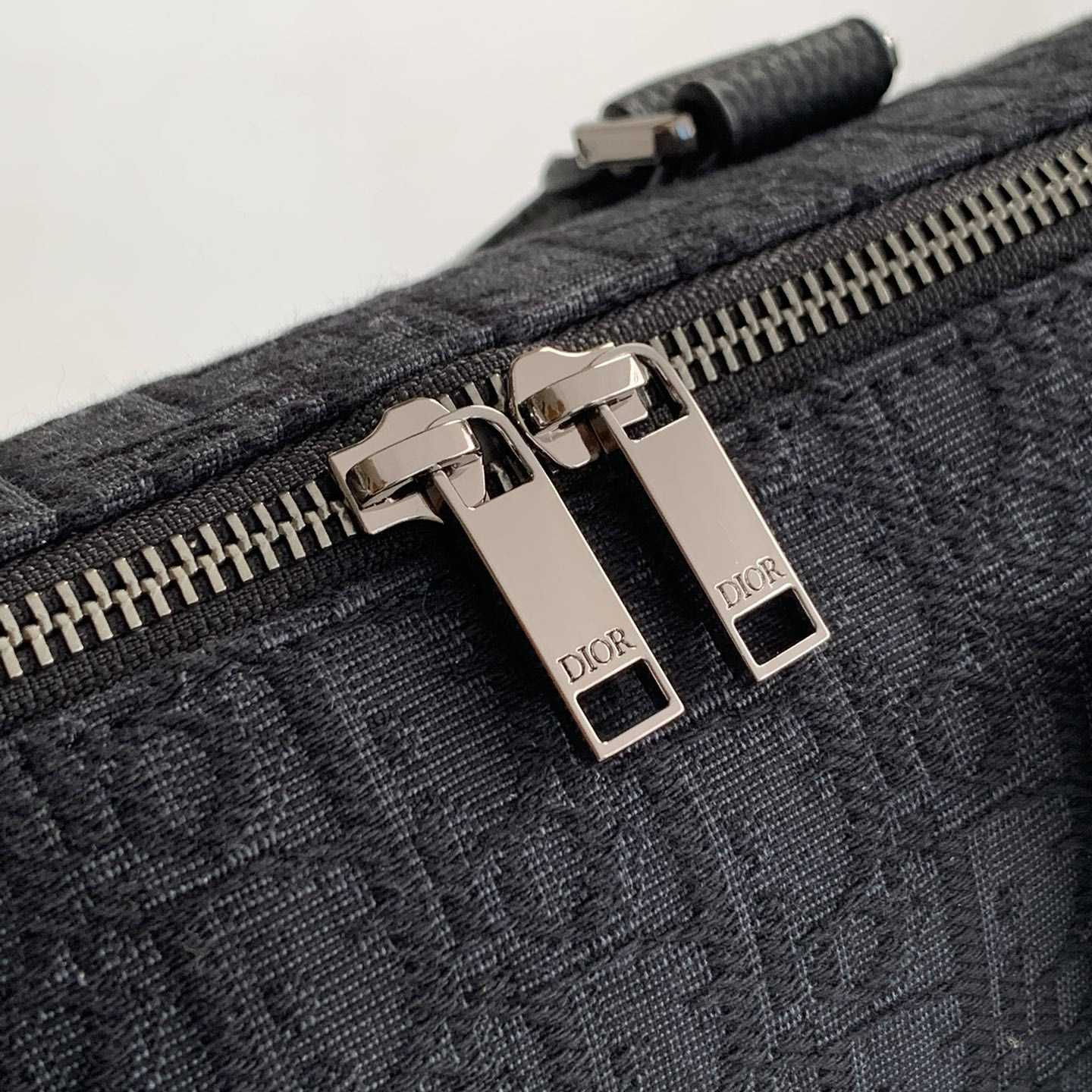 Dior Weekender 40    - FashionPlug